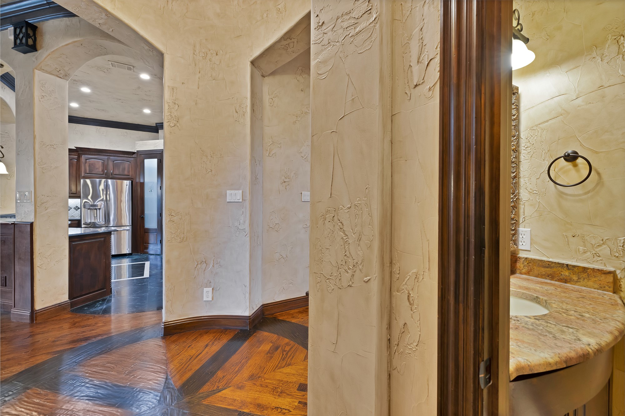 Mansfield, Texas, 76063, United States, 5 Bedrooms Bedrooms, ,5 BathroomsBathrooms,Residential,For Sale,1796537