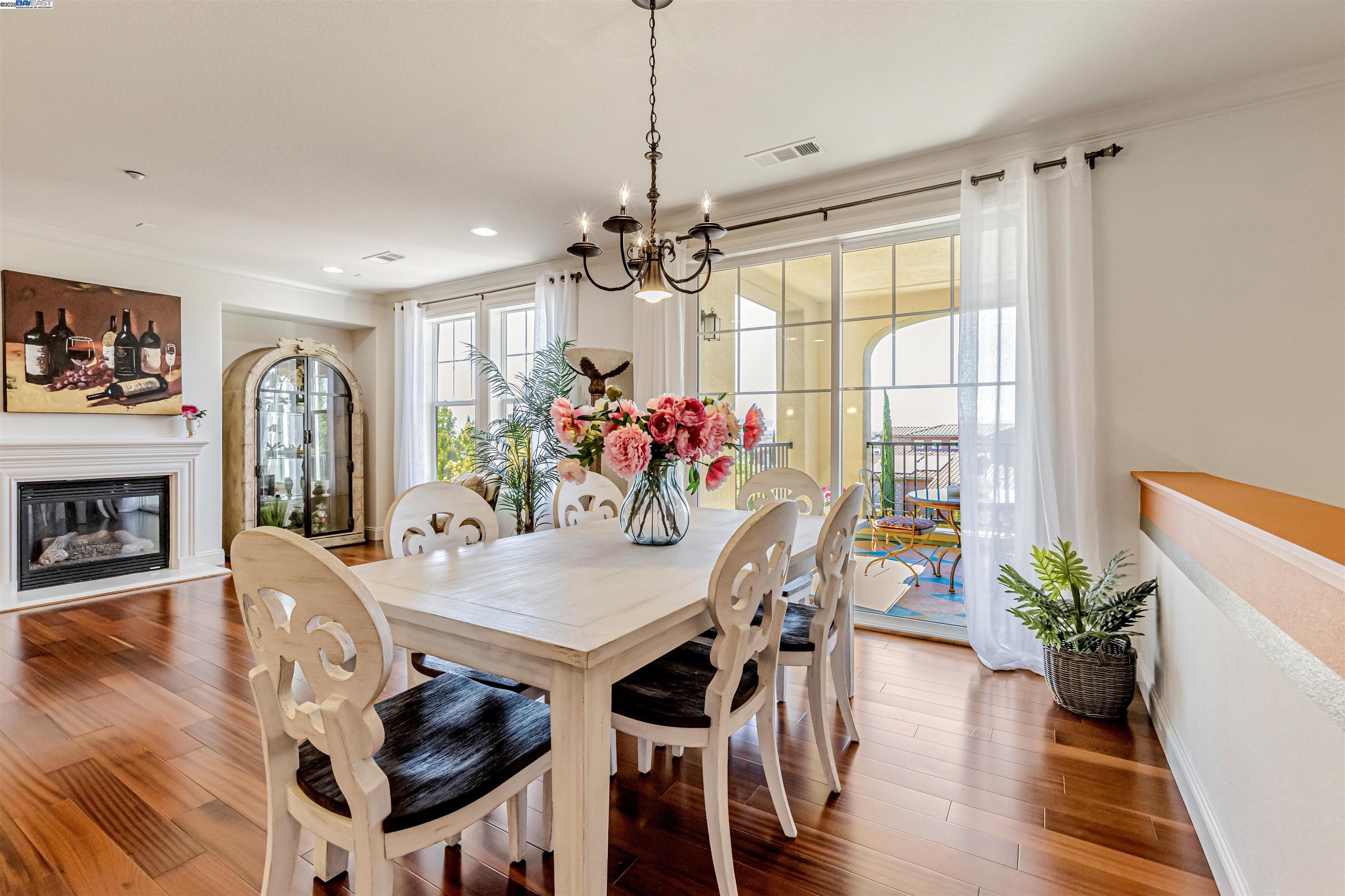 Dublin, California, 94568, United States, 2 Bedrooms Bedrooms, ,2 BathroomsBathrooms,Residential,For Sale,1997386