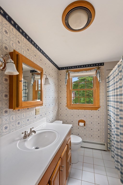 Brockton, Massachusetts, 02301, United States, 3 Bedrooms Bedrooms, ,2 BathroomsBathrooms,Residential,For Sale,1920767