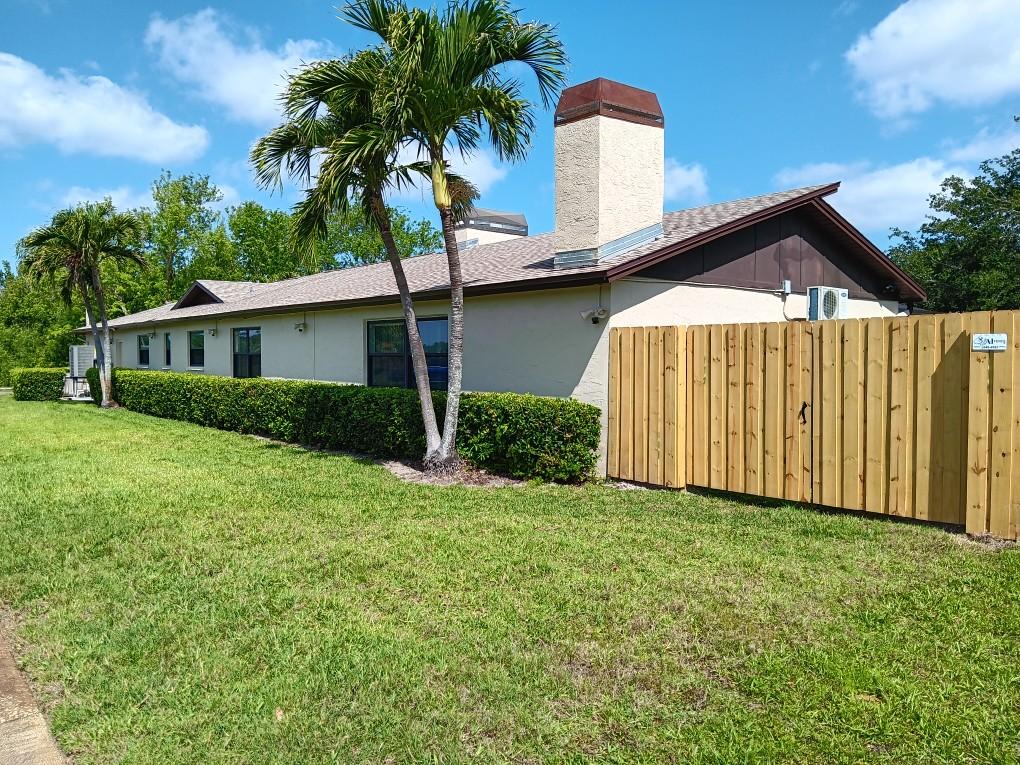 Largo, Florida, 33773, United States, 3 Bedrooms Bedrooms, ,2 BathroomsBathrooms,Residential,For Sale,1870302