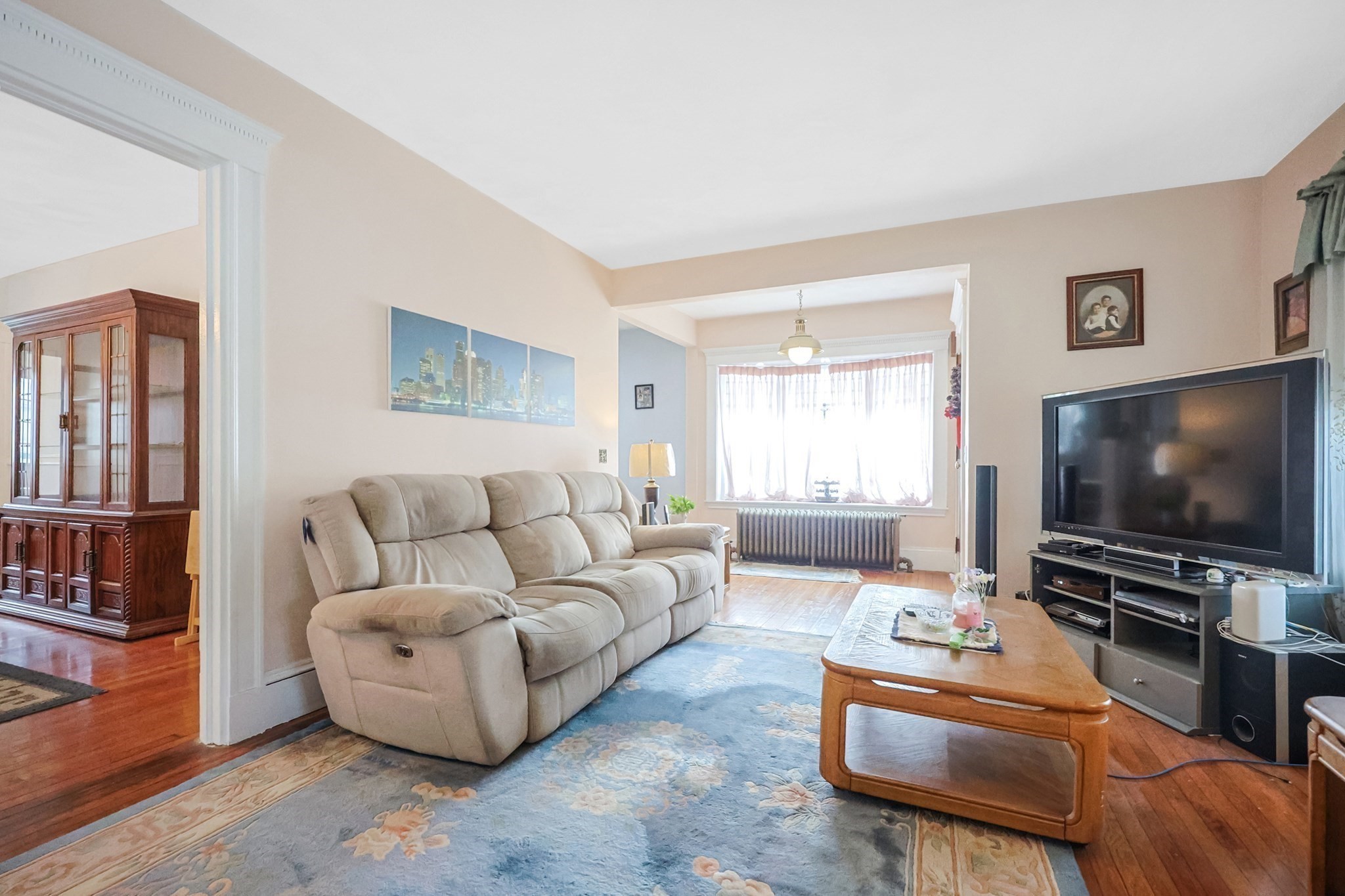 Winthrop, Massachusetts, 02152, United States, 5 Bedrooms Bedrooms, ,3 BathroomsBathrooms,Residential,For Sale,1980794