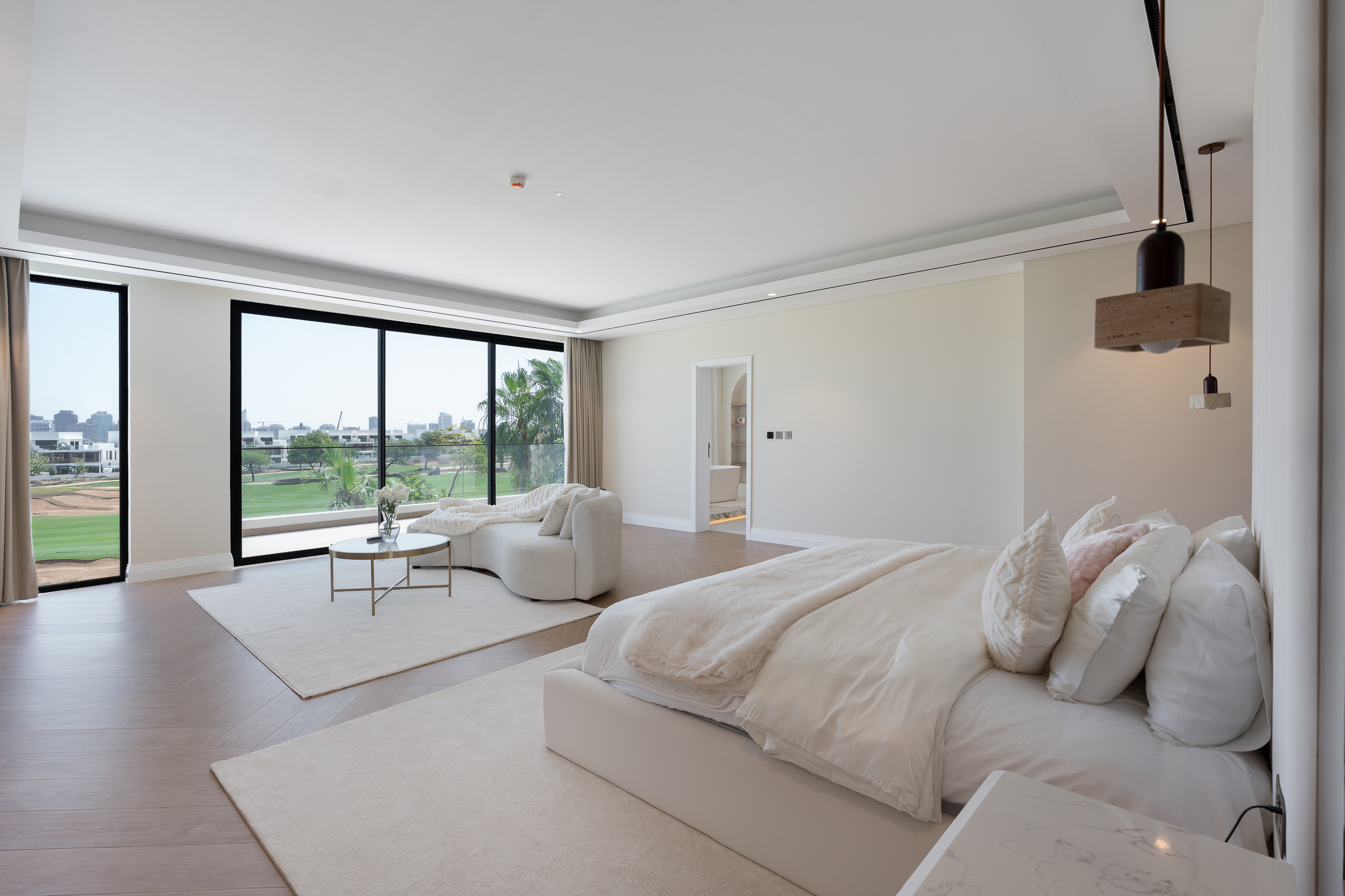  Spacious Fully Upgraded Villa in JGE - 物件實景