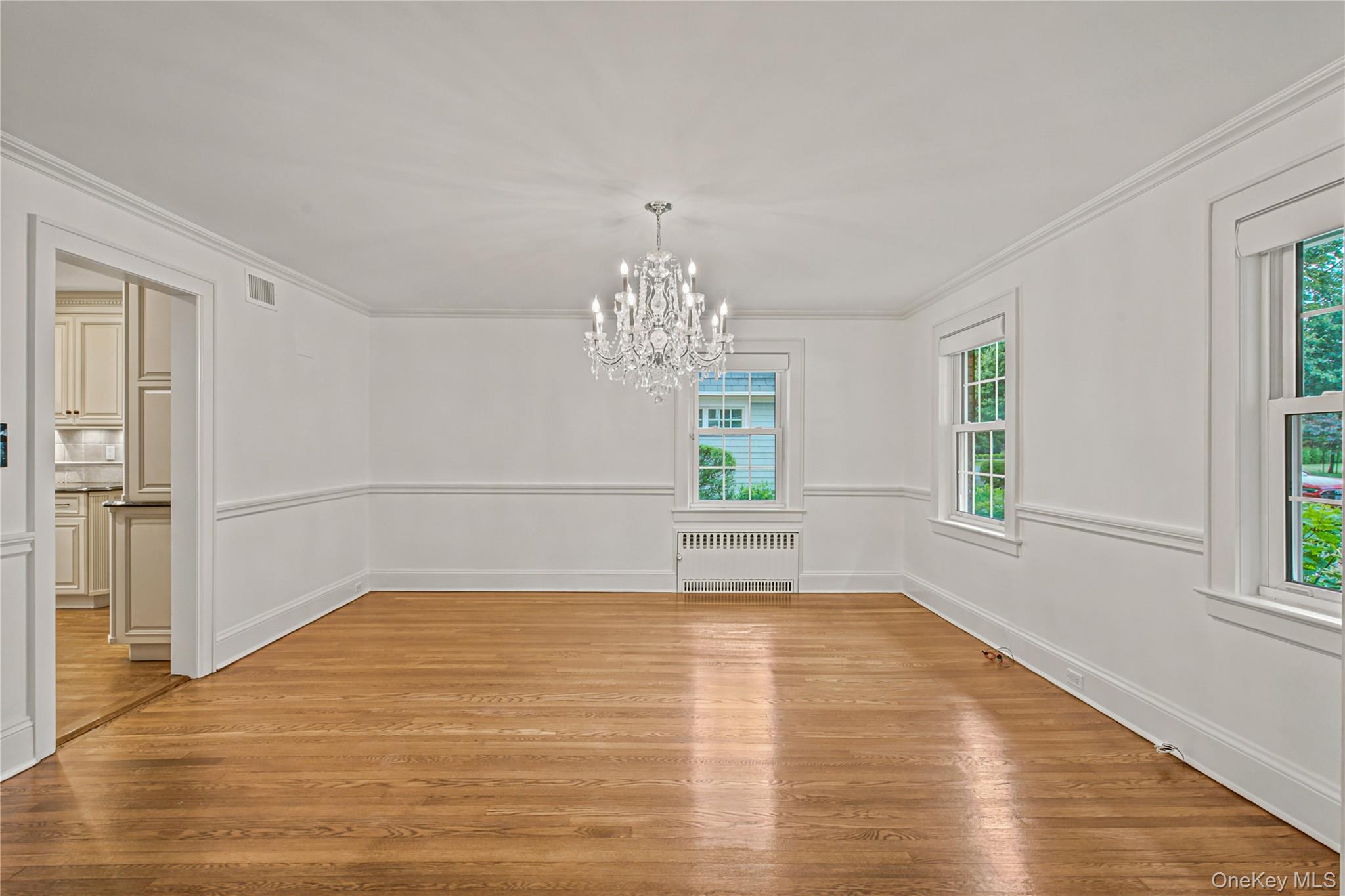  118 4th Street, Garden City, NY, 11530 - 物件實景