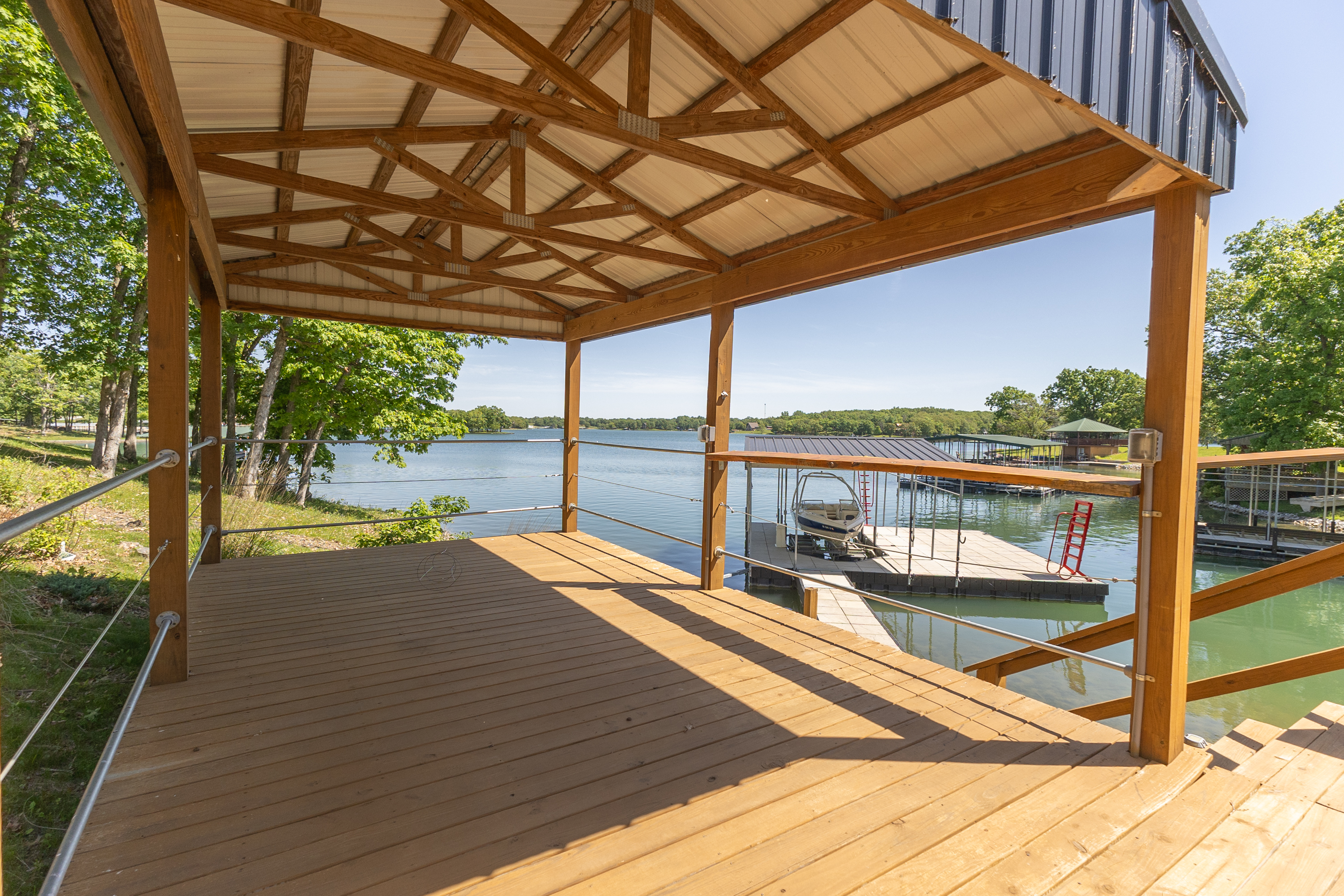 Keytesville, Missouri, 65261, United States, 4 Bedrooms Bedrooms, ,3 BathroomsBathrooms,Residential,For Sale,2048618