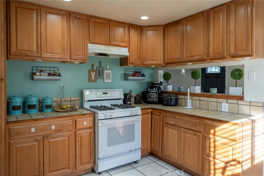 Long Beach, California, 90805, United States, 2 Bedrooms Bedrooms, ,2 BathroomsBathrooms,Residential,For Sale,2013081