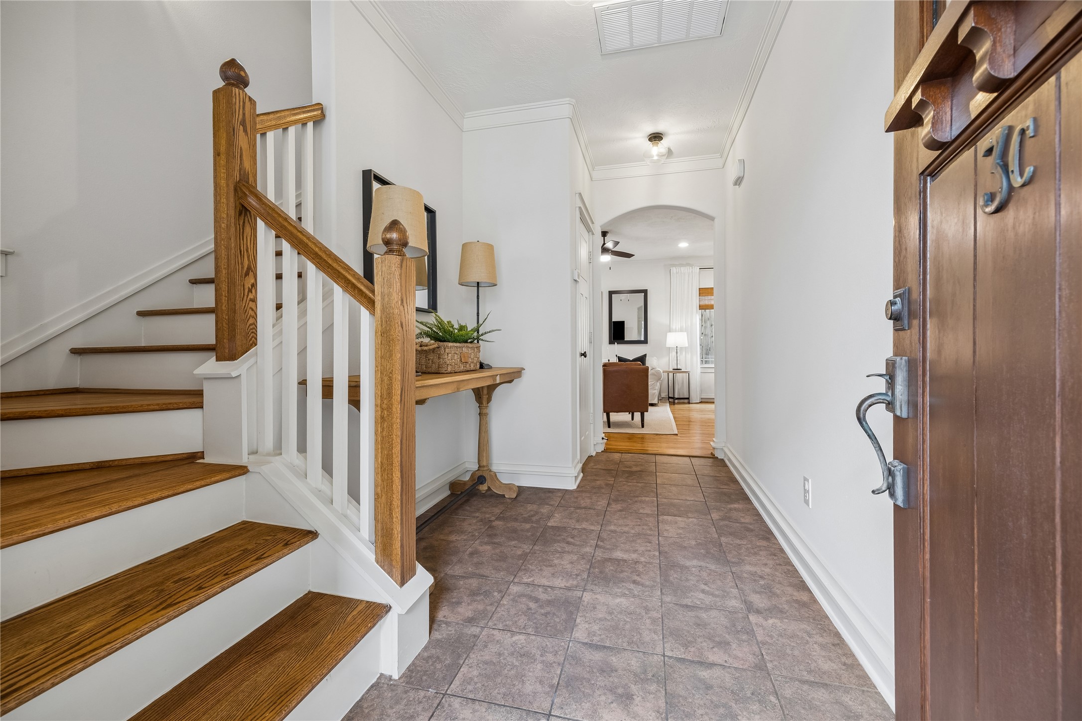  5924 Petty Street #3C - 物件實景