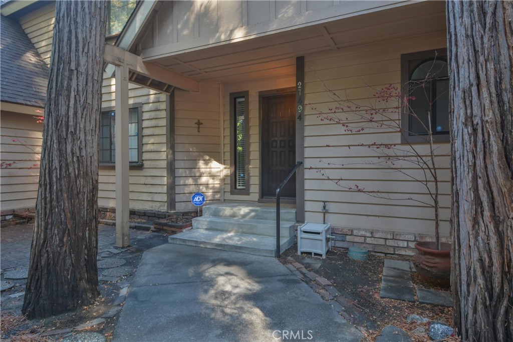 Lake Arrowhead, California, 92352, United States, 3 Bedrooms Bedrooms, ,3 BathroomsBathrooms,Residential,For Sale,1998895