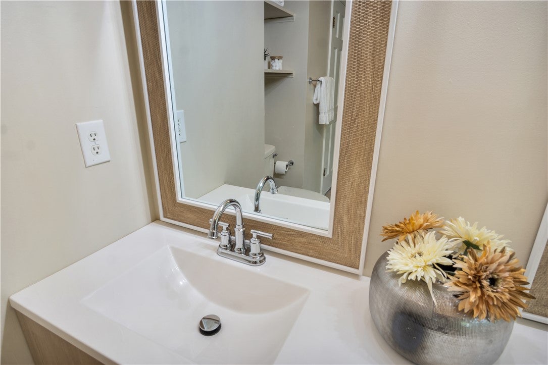 Williamsburg, Virginia, 23185, United States, 4 Bedrooms Bedrooms, ,3 BathroomsBathrooms,Residential,For Sale,1901513