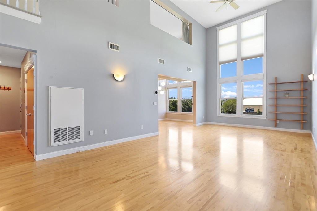 Somerville, Massachusetts, 02143, United States, 1 Bedroom Bedrooms, ,2 BathroomsBathrooms,Residential,For Sale,1899714