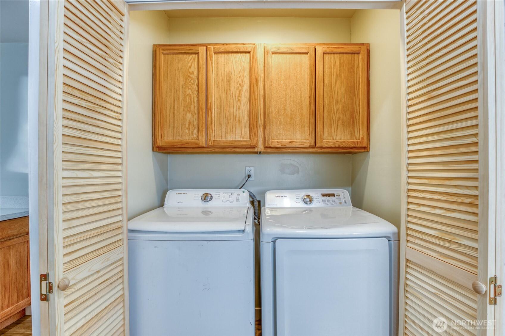 SEATTLE, Washington, 98178, United States, 2 Bedrooms Bedrooms, ,1 BathroomBathrooms,Residential,For Sale,1723686