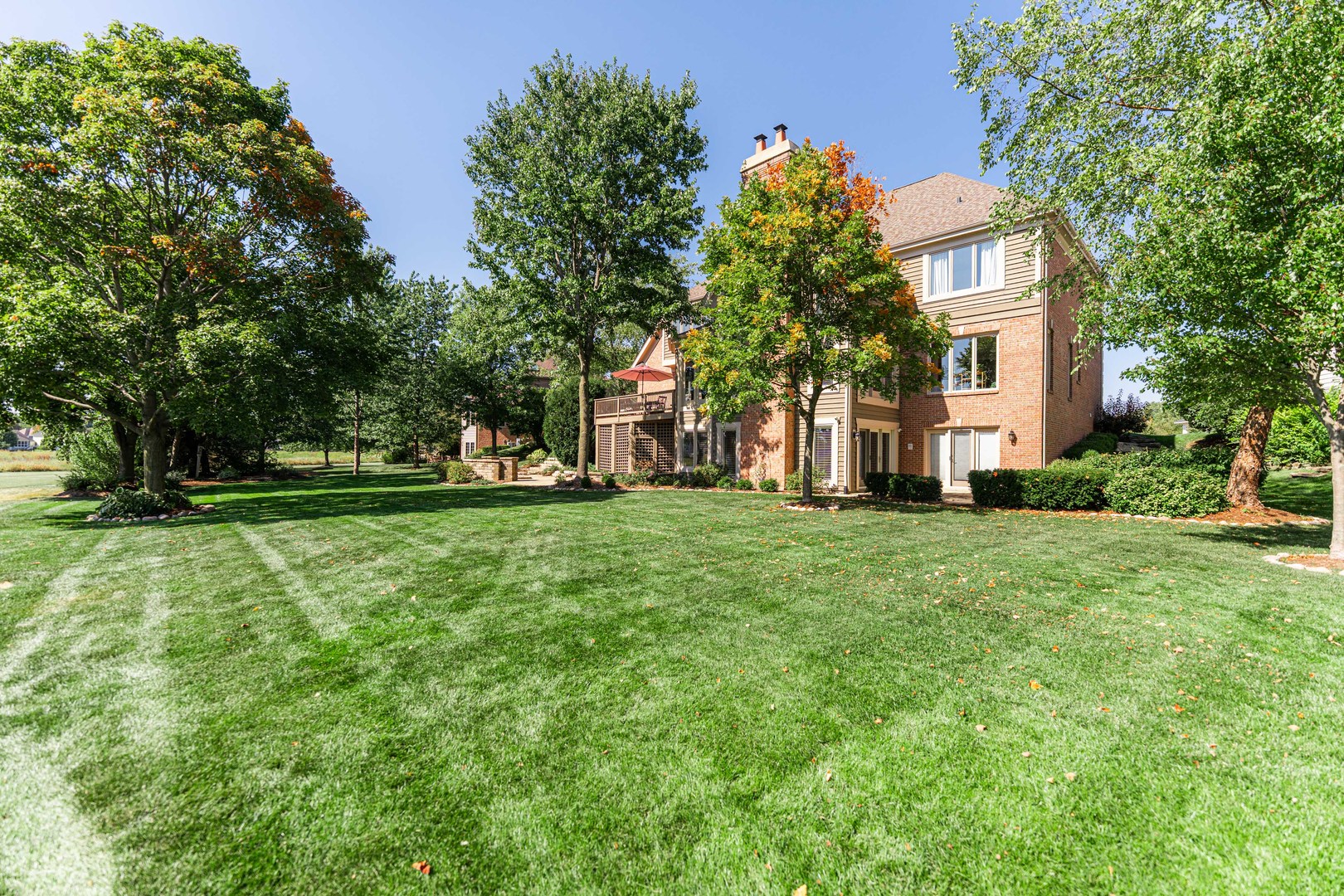 St. Charles, Illinois, 60175, United States, 5 Bedrooms Bedrooms, ,5 BathroomsBathrooms,Residential,For Sale,1989191