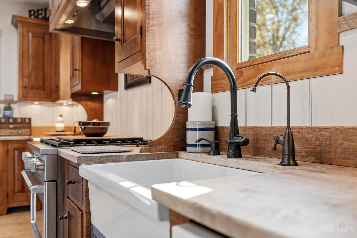 Wilmington, Ohio, 45177, United States, 6 Bedrooms Bedrooms, ,4 BathroomsBathrooms,Residential,For Sale,1989066