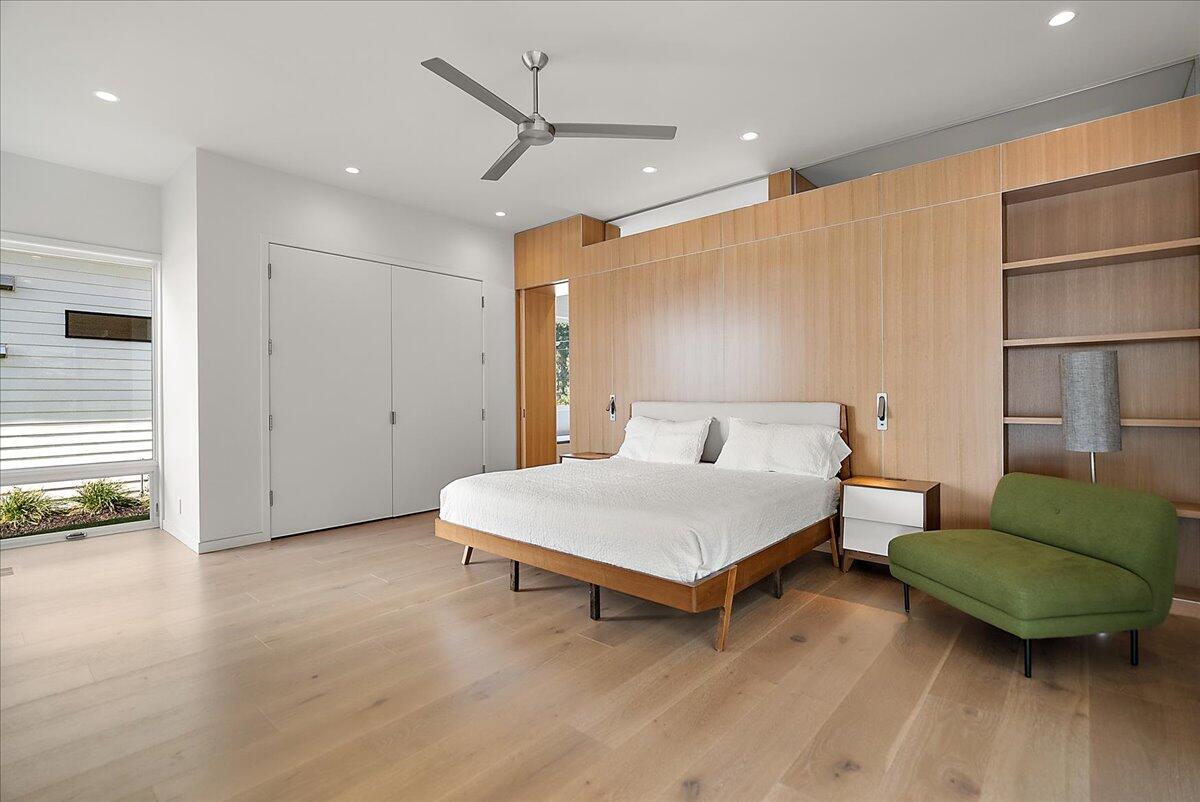 Holland, Michigan, 49424, United States, 3 Bedrooms Bedrooms, ,4 BathroomsBathrooms,Residential,For Sale,1948148