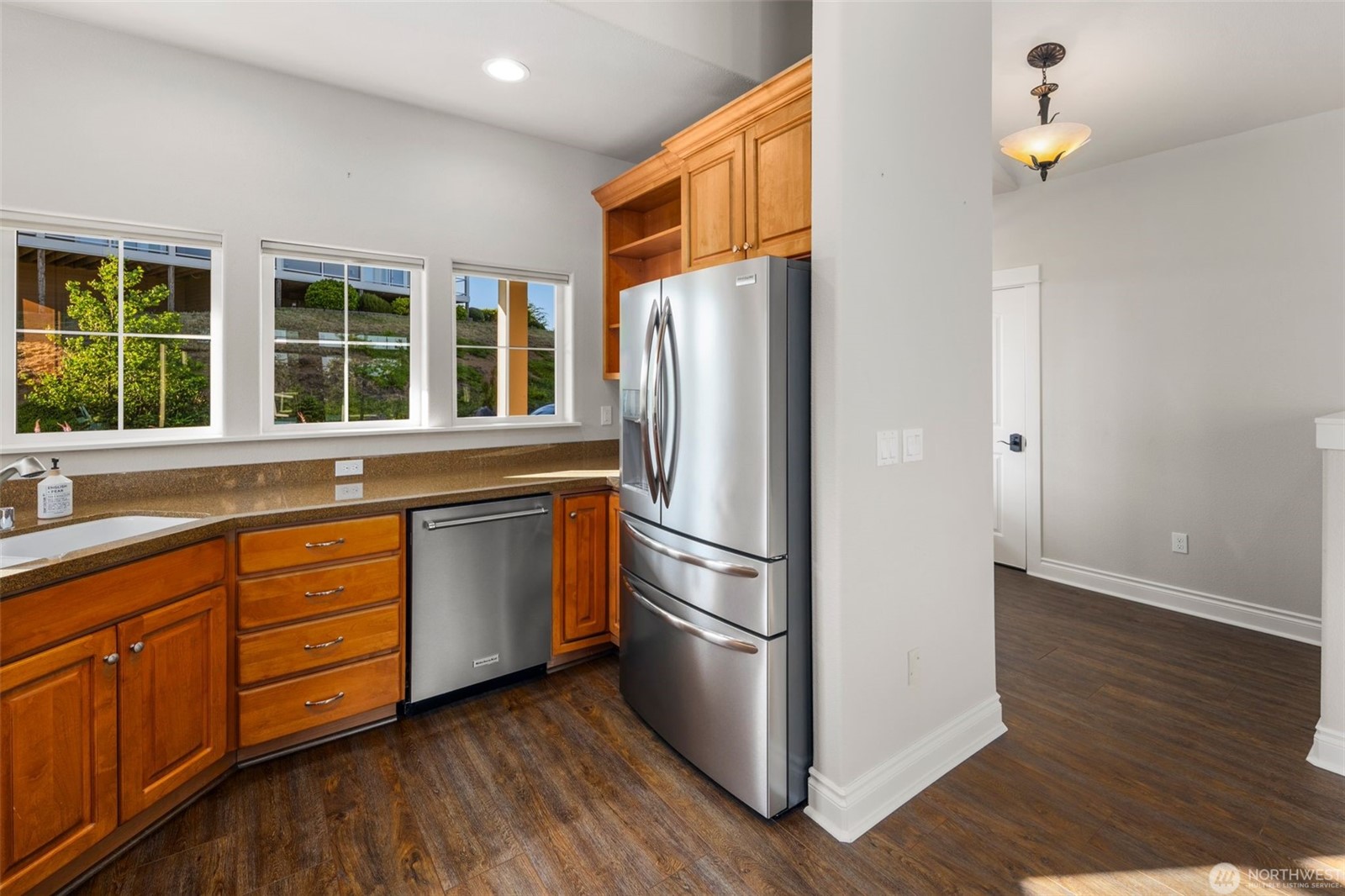 Ilwaco, Washington, 98624, United States, 3 Bedrooms Bedrooms, ,3 BathroomsBathrooms,Residential,For Sale,1978270