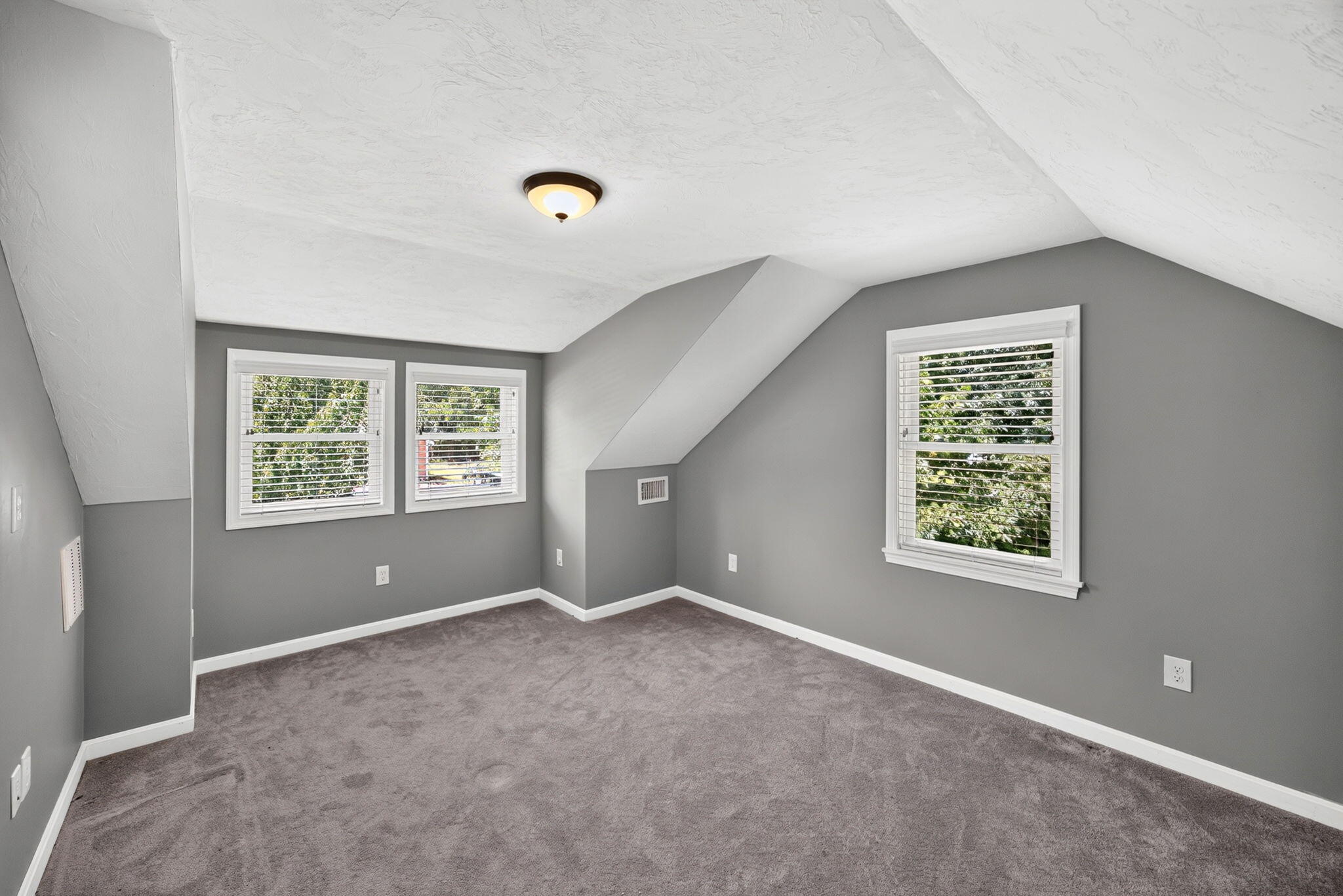 52 Willimantic Drive - 物件實景