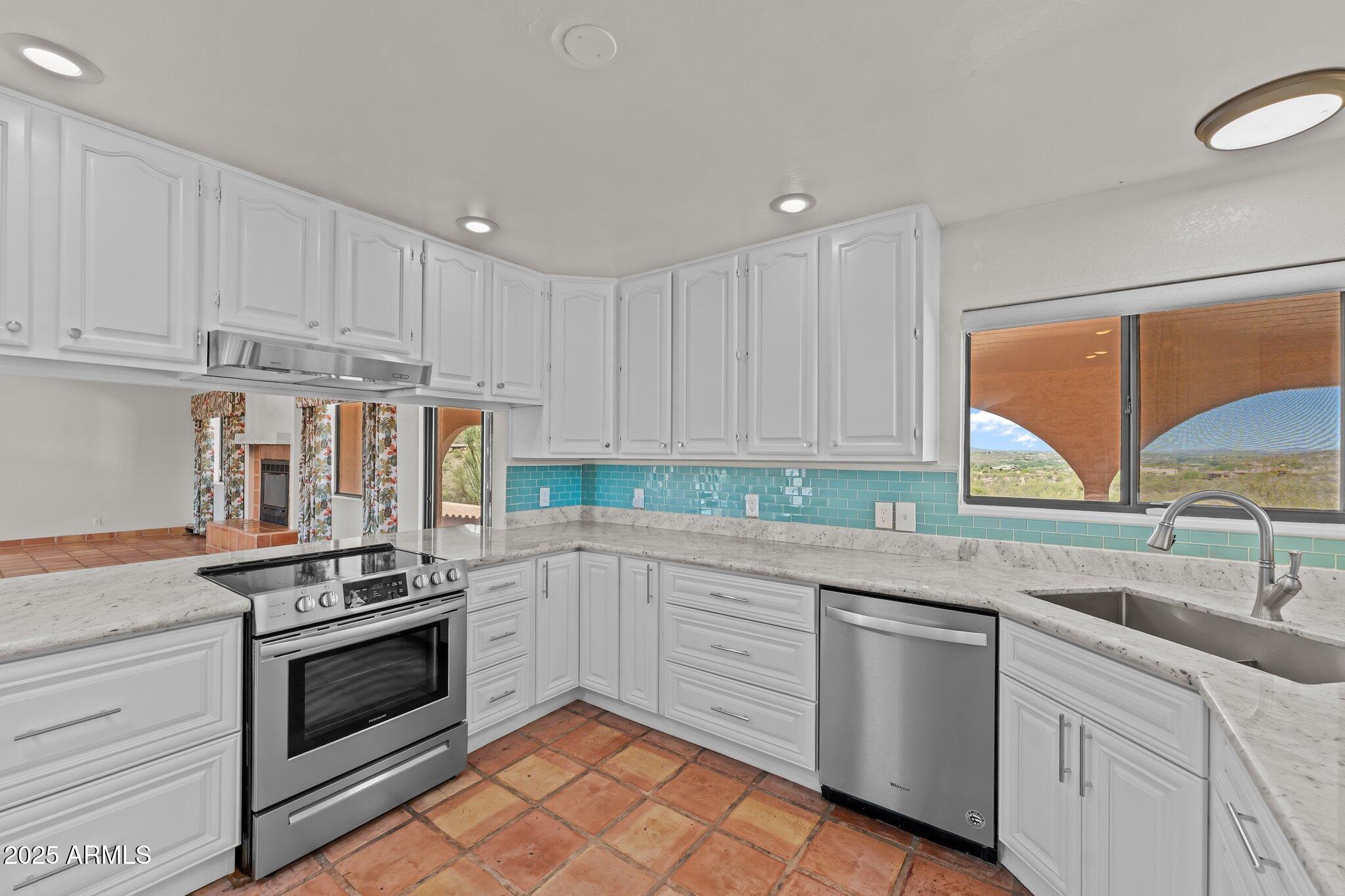 Wickenburg, Arizona, 85390, United States, 3 Bedrooms Bedrooms, ,3 BathroomsBathrooms,Residential,For Sale,1915938