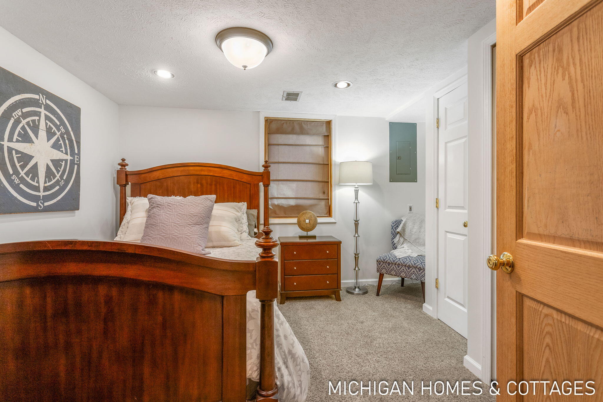 Jenison, Michigan, 49428, United States, 4 Bedrooms Bedrooms, ,3 BathroomsBathrooms,Residential,For Sale,1932274