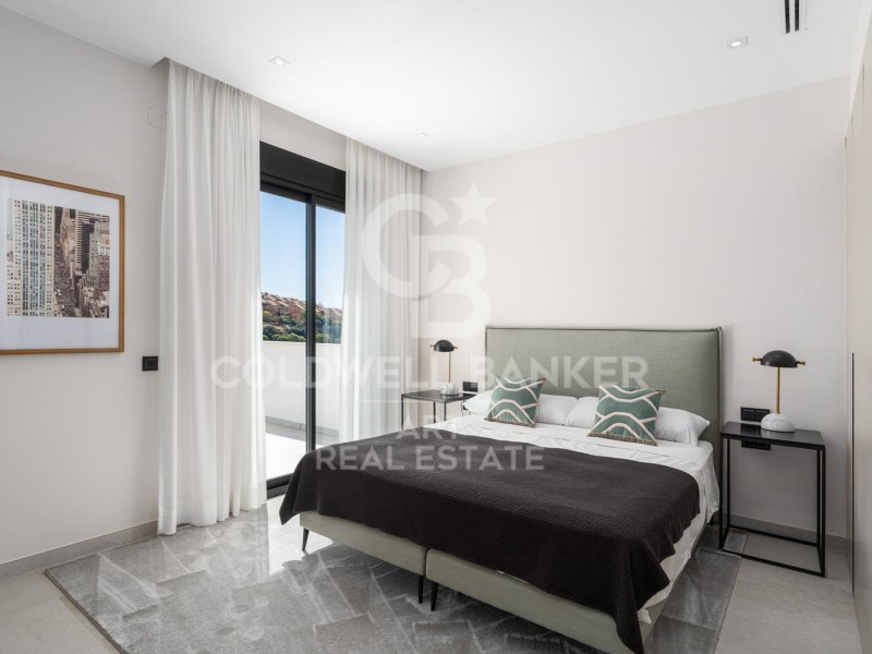 Marbella, Andalusia, ES, 5 Bedrooms Bedrooms, ,6 BathroomsBathrooms,Residential,For Sale,1885569
