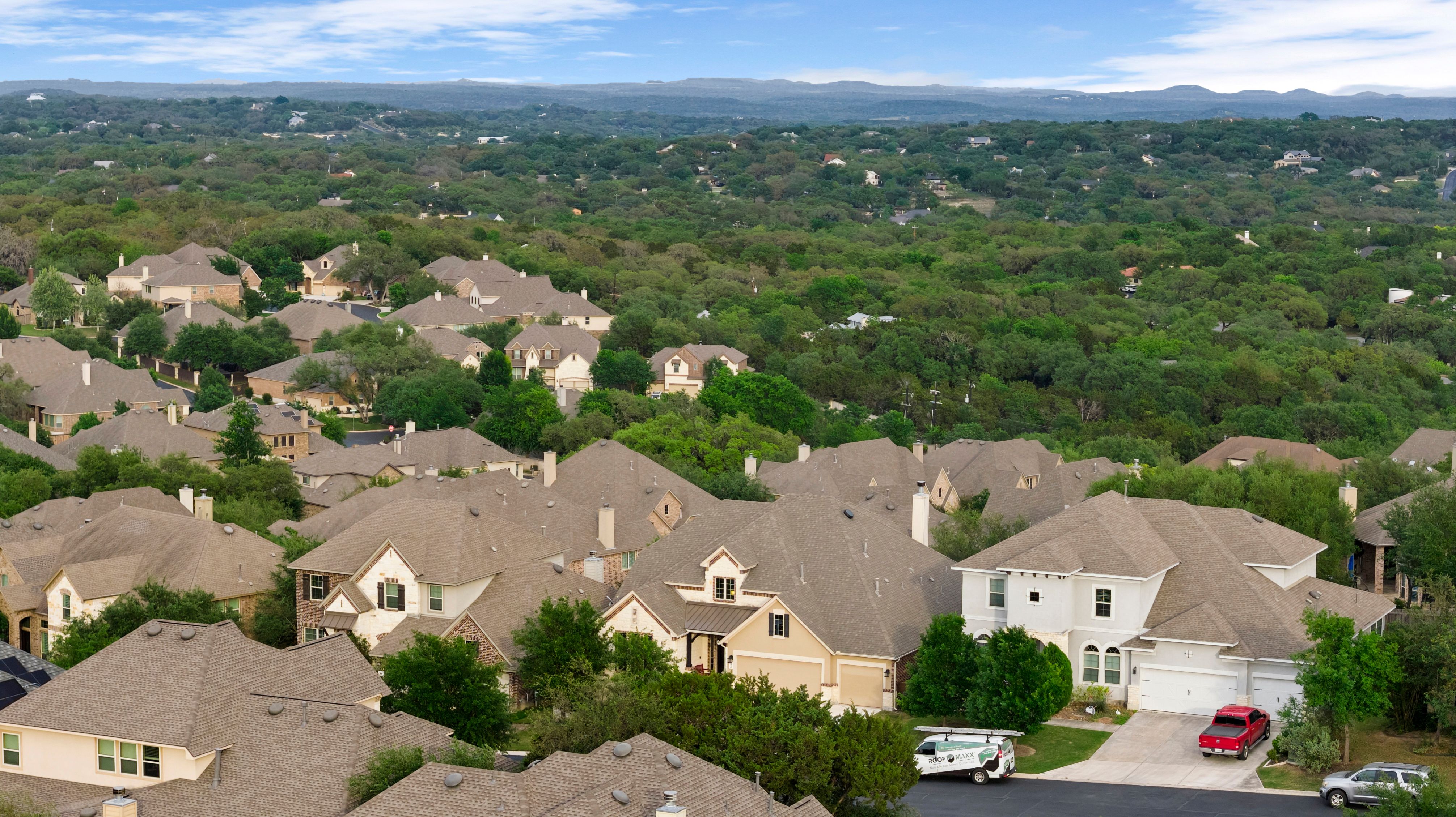  Thoughtfully Designed with Exceptional Floor Plan - 物件實景