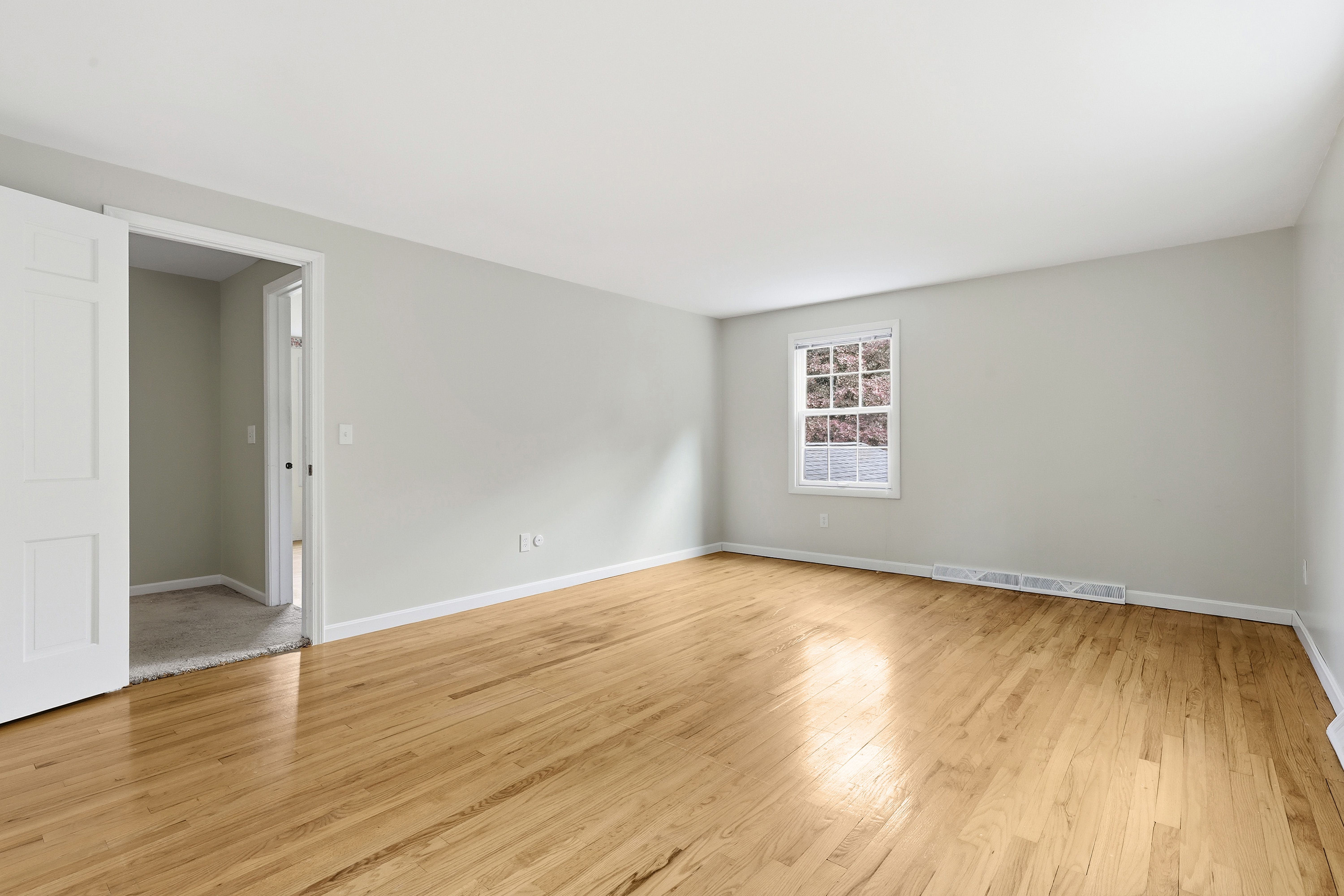  1534 King Charles Drive, Pittsburgh, PA 15237 - 物件實景