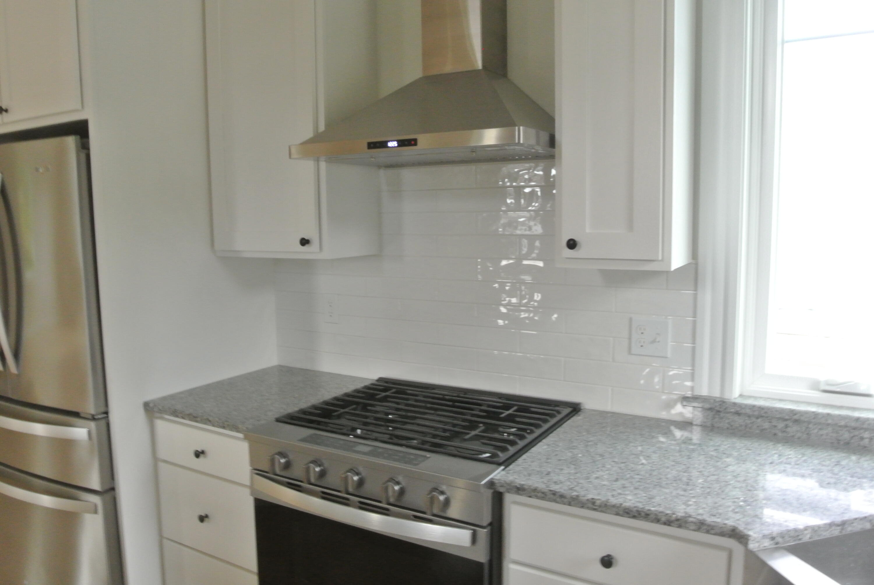 South Portland, Maine, 04106, United States, 3 Bedrooms Bedrooms, ,4 BathroomsBathrooms,Residential,For Sale,1966716