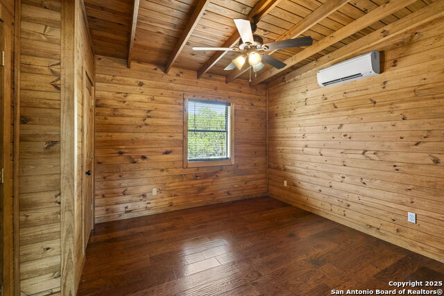 Bandera, Texas, 78003, United States, 3 Bedrooms Bedrooms, ,3 BathroomsBathrooms,Residential,For Sale,1919433