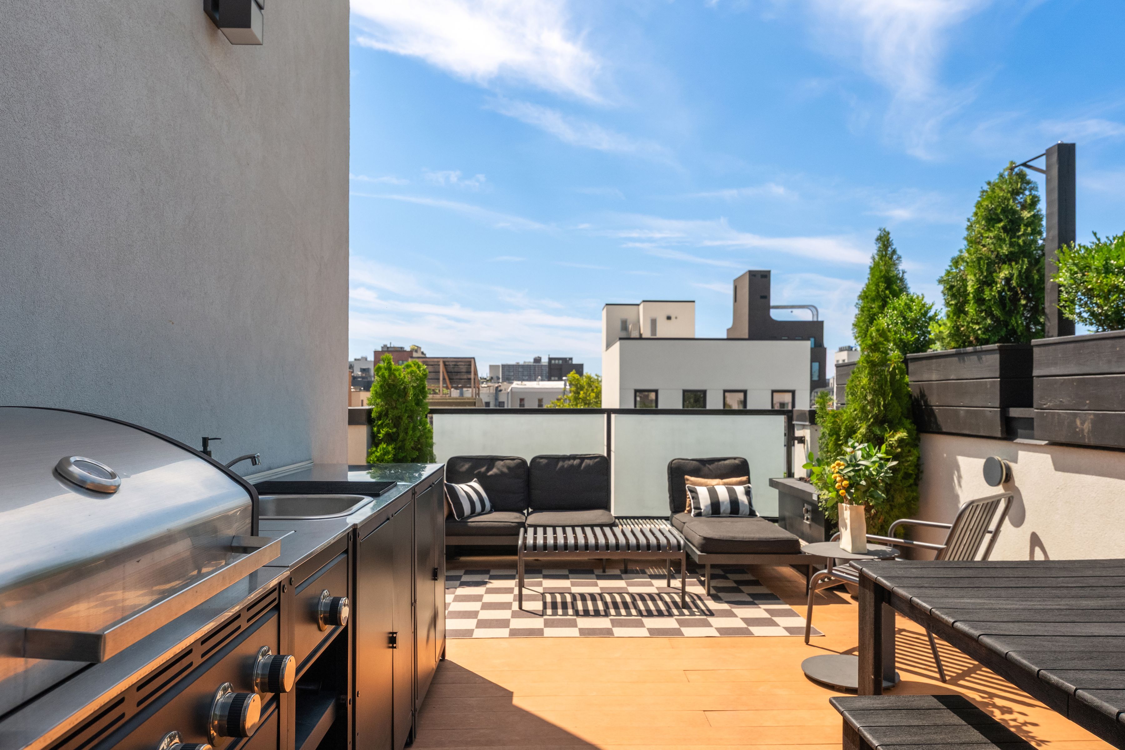  Sun-Filled Williamsburg Duplex w/ 2 Private Decks - 物件實景