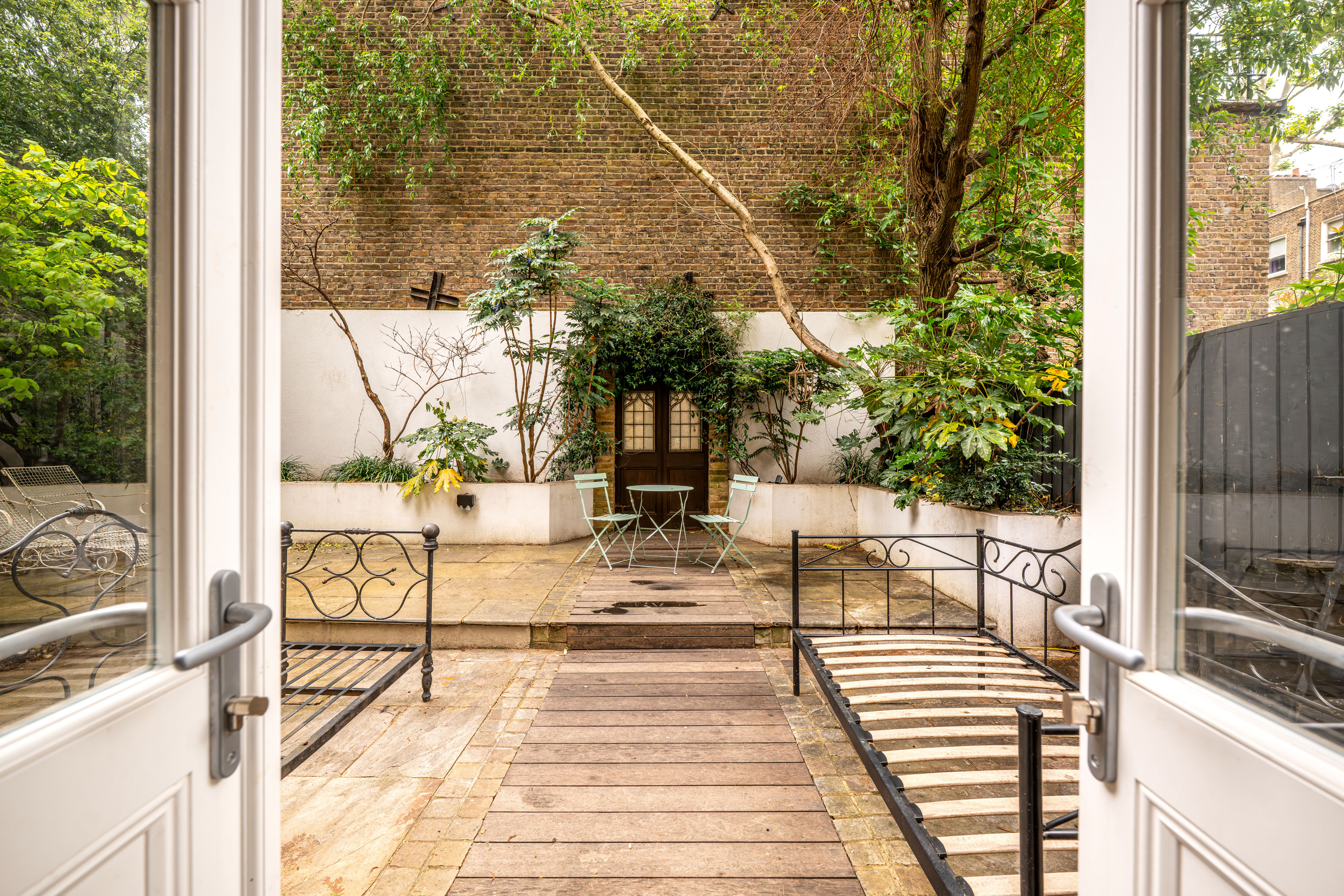  A Former 19th-Century Vicarage with Period Character on Leamington Road Villas - 物件實景
