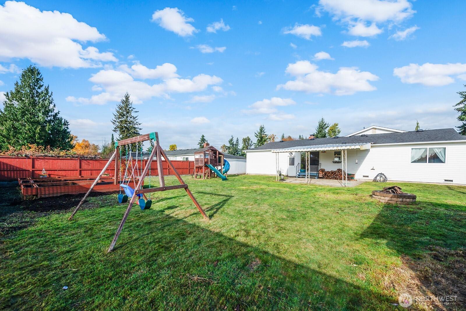 MARYSVILLE, Washington, 98271, United States, 3 Bedrooms Bedrooms, ,1 BathroomBathrooms,Residential,For Sale,1989139