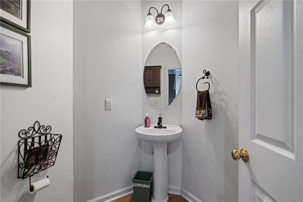 Buford, Georgia, 30518, United States, 6 Bedrooms Bedrooms, ,4 BathroomsBathrooms,Residential,For Sale,1905745