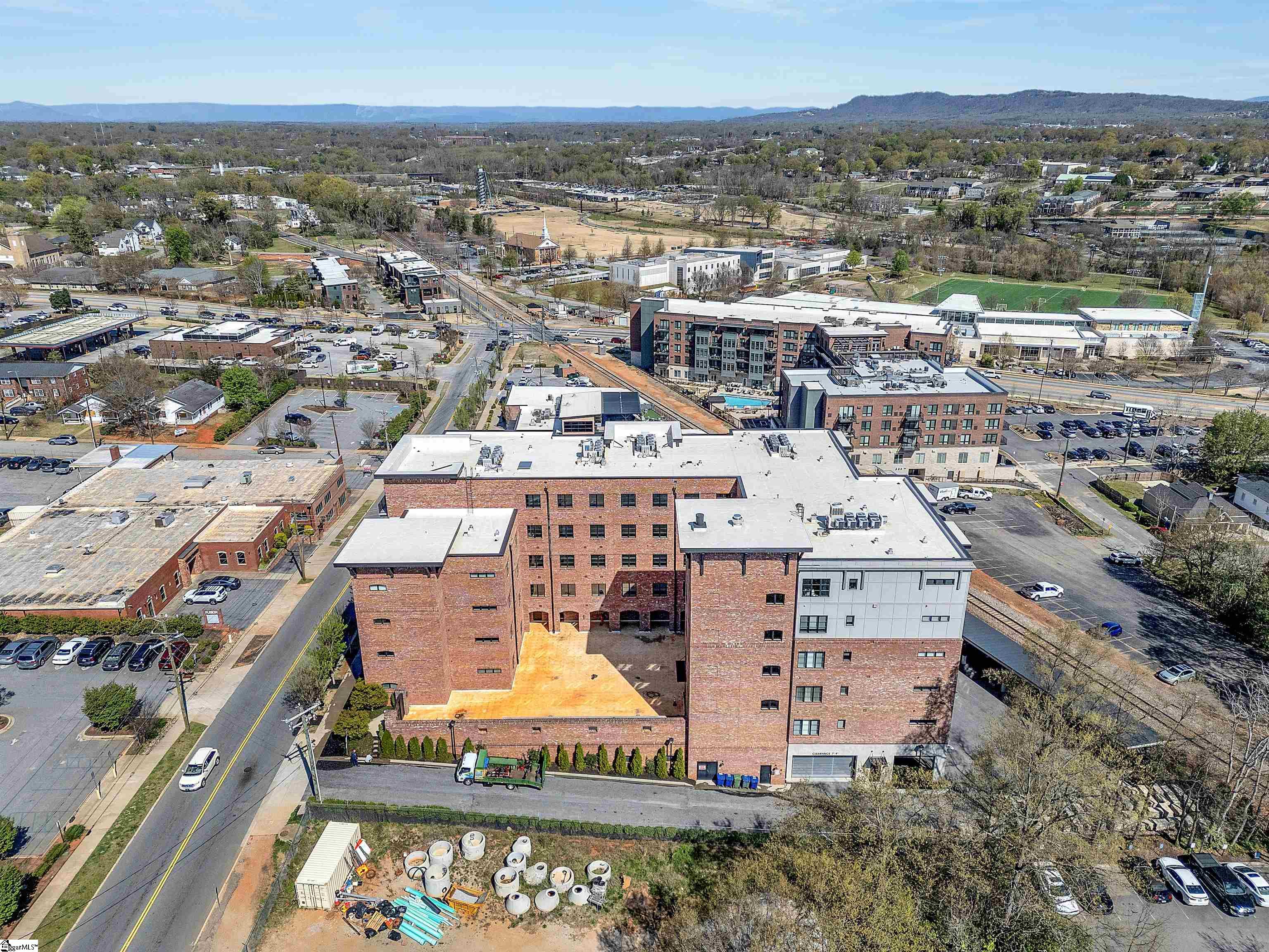 Greenville, South Carolina, 29601, United States, 1 Bedroom Bedrooms, ,2 BathroomsBathrooms,Residential,For Sale,1752765