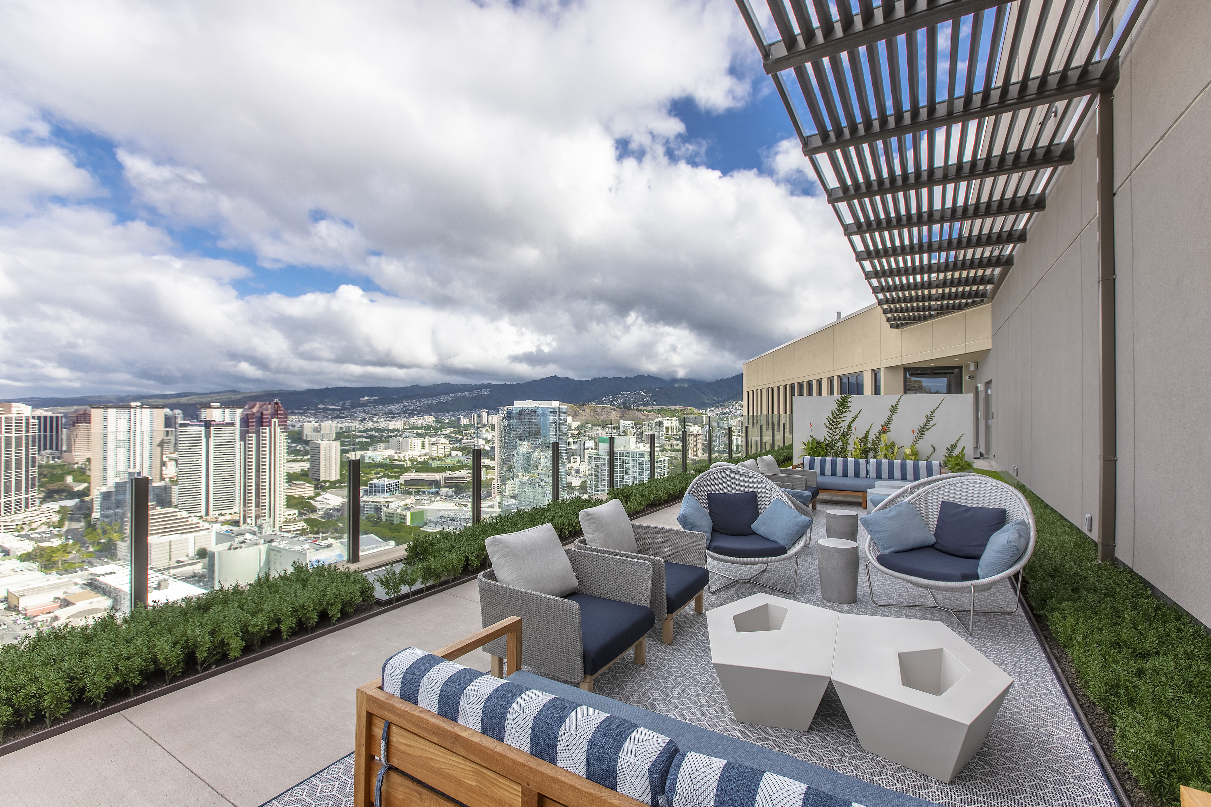 Honolulu, Hawaii, 96814, United States, ,1 BathroomBathrooms,Residential,For Sale,2009311