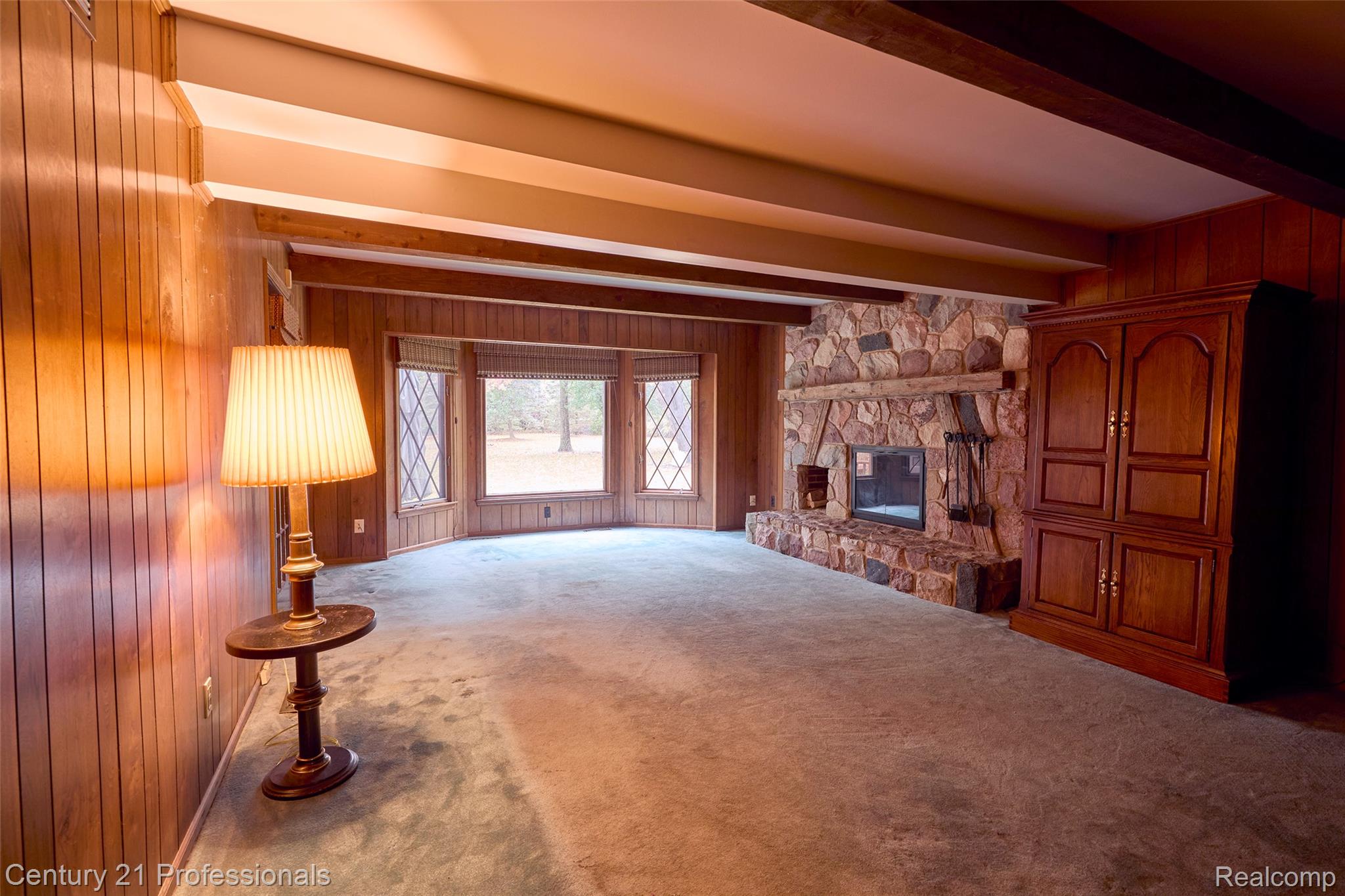 Rochester, Michigan, 48306, United States, 5 Bedrooms Bedrooms, ,6 BathroomsBathrooms,Residential,For Sale,1987117