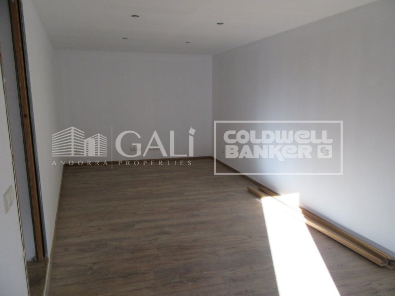 Canillo, Andorra, AD, 4 Bedrooms Bedrooms, ,2 BathroomsBathrooms,Residential,For Sale,1628029