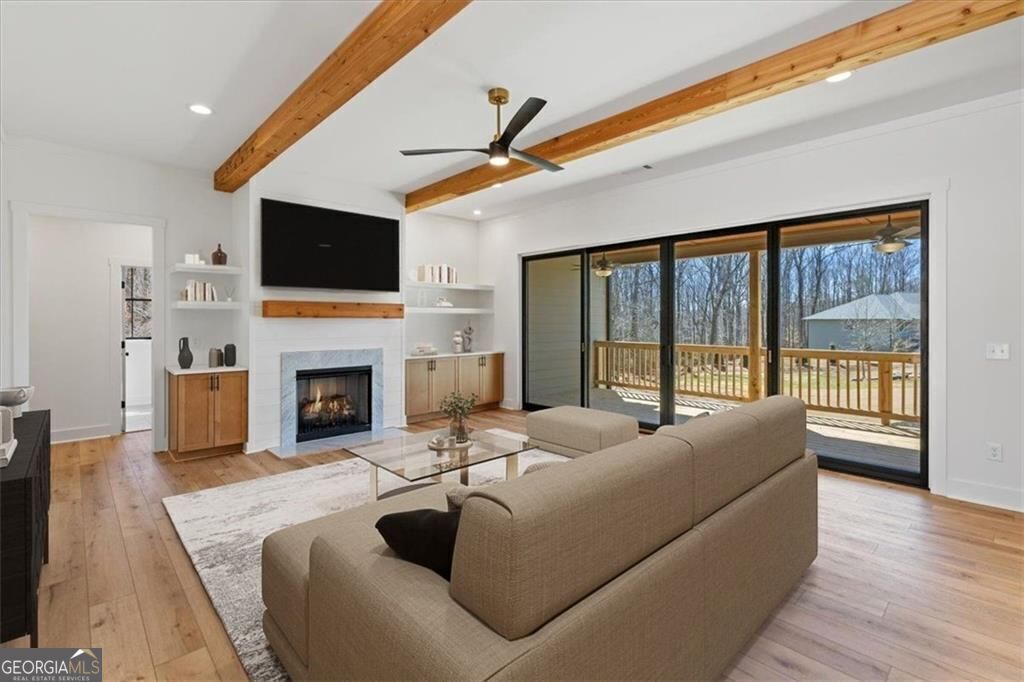 Gainesville, Georgia, 30506, United States, 5 Bedrooms Bedrooms, ,4 BathroomsBathrooms,Residential,For Sale,1909914