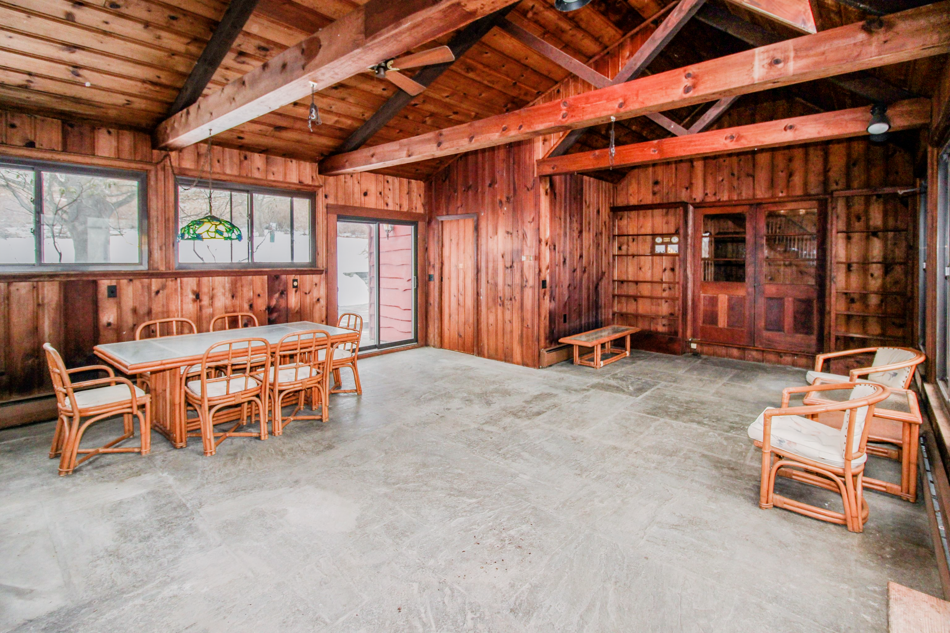  Exceptional Waterfront Property - 物件實景