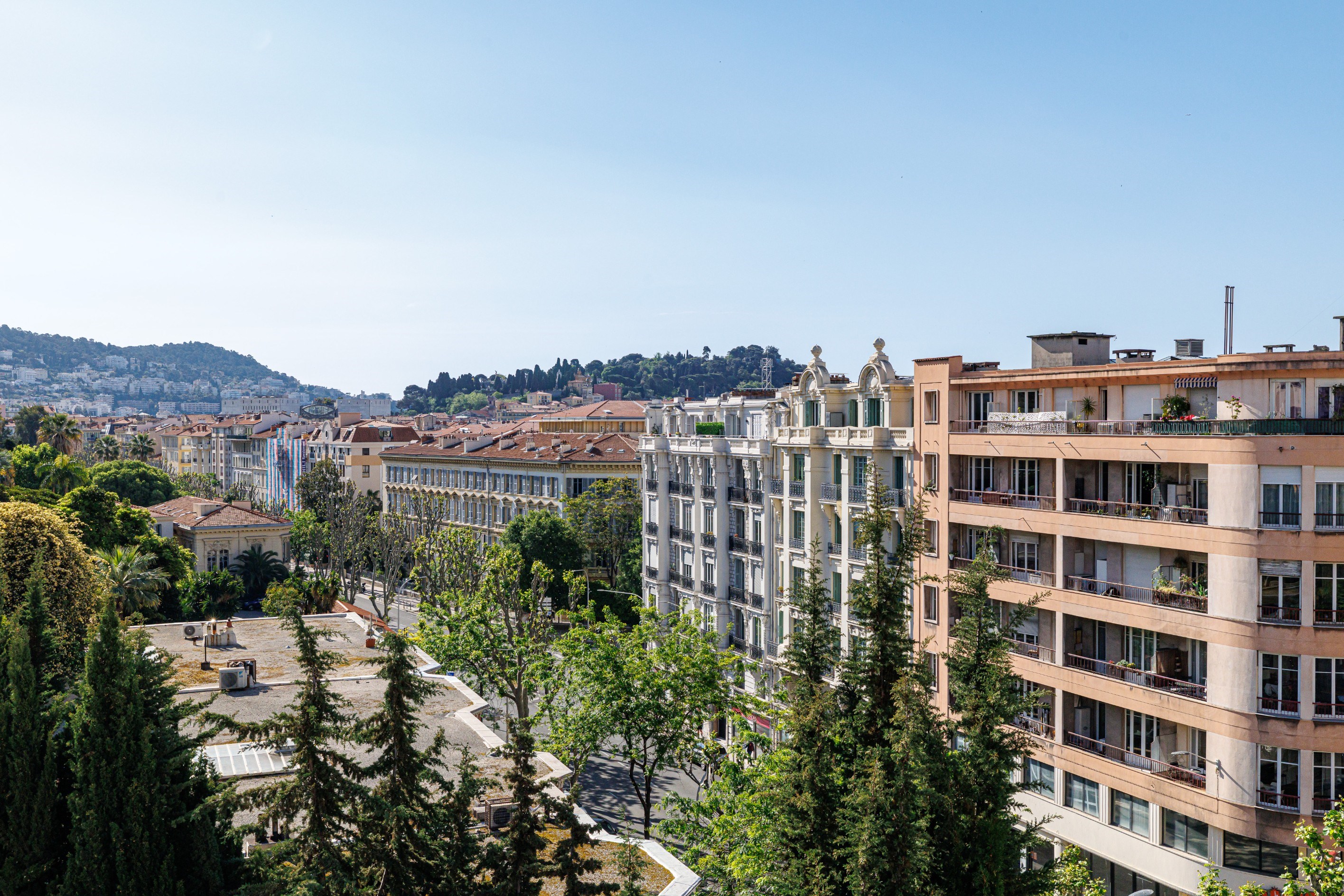  Top floor Art Deco apartment with 5 bedrooms in Nice Carabacel - 物件實景