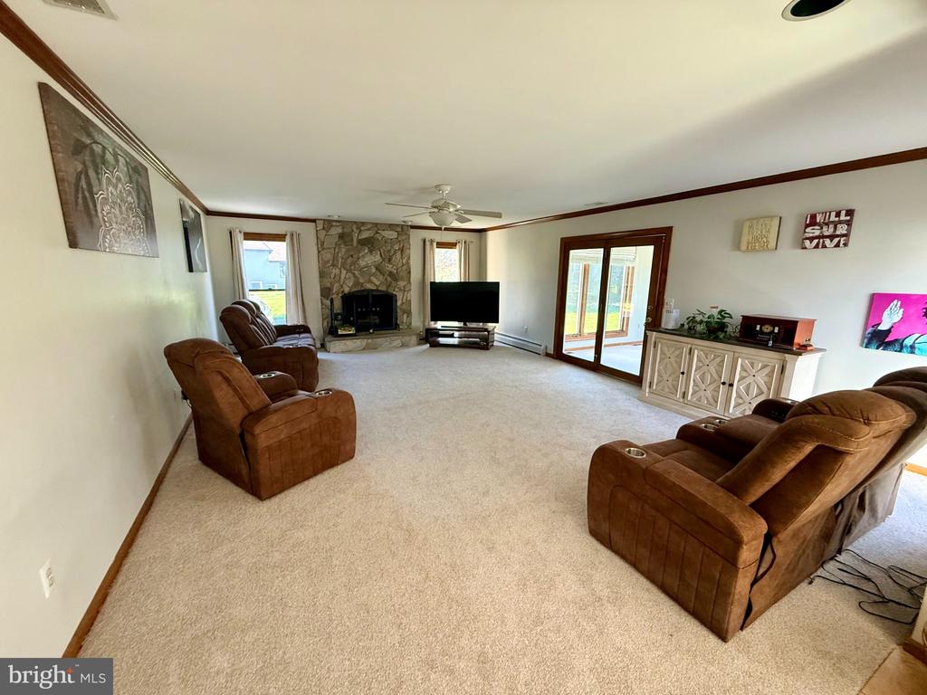 Lumberton, New Jersey, 08048, United States, 5 Bedrooms Bedrooms, ,4 BathroomsBathrooms,Residential,For Sale,2030815