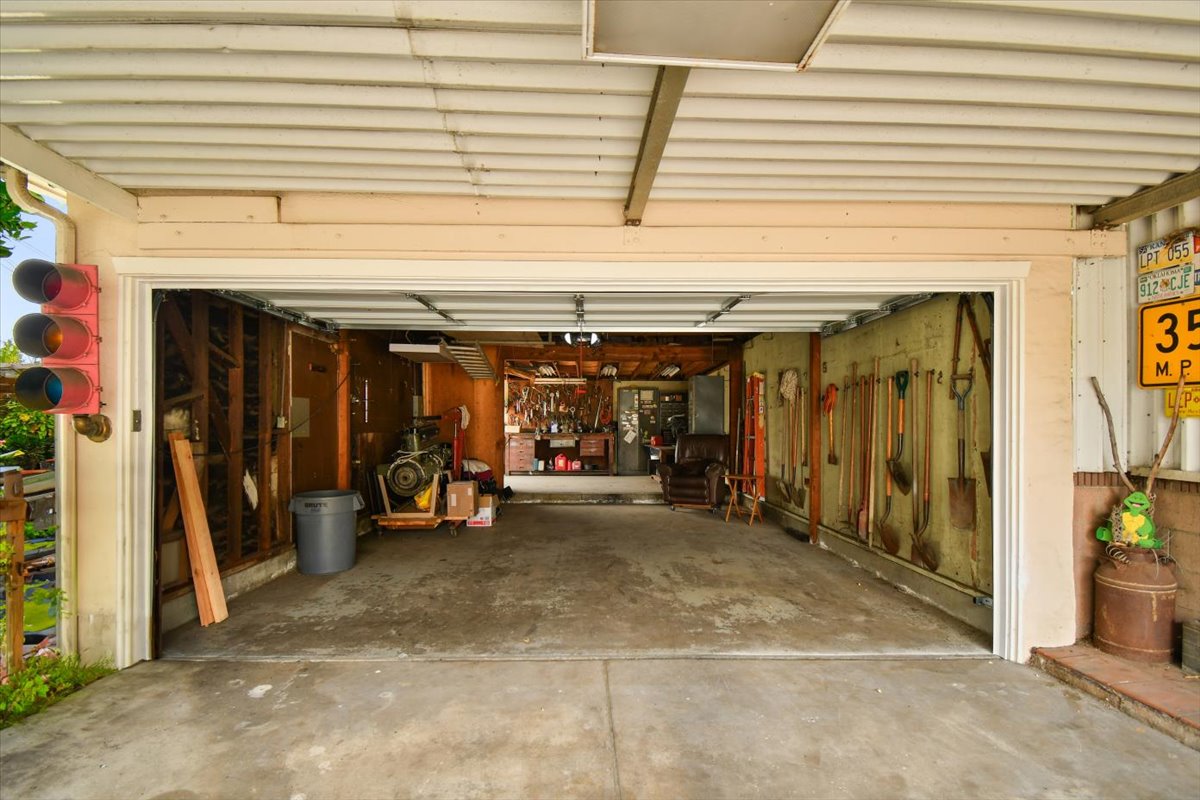 Lakewood, California, 90713, United States, 3 Bedrooms Bedrooms, ,1 BathroomBathrooms,Residential,For Sale,1927996