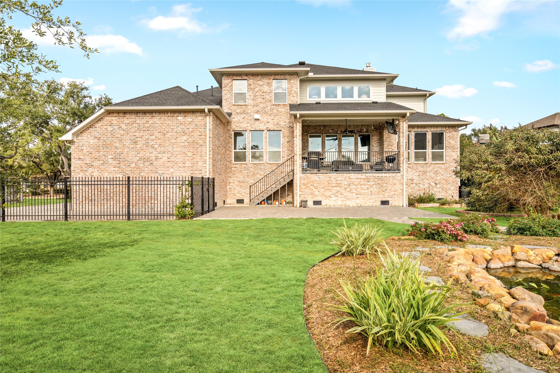  5319 Braesheather Drive - 物件實景