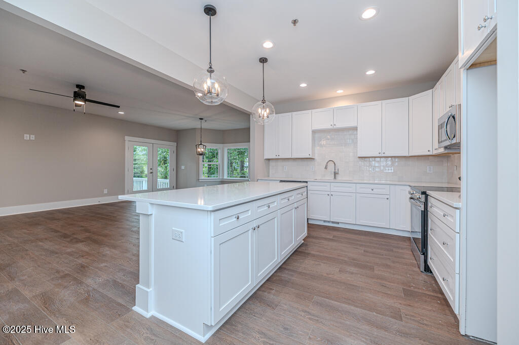 Pinehurst, North Carolina, 28374, United States, 4 Bedrooms Bedrooms, ,4 BathroomsBathrooms,Residential,For Sale,1897351