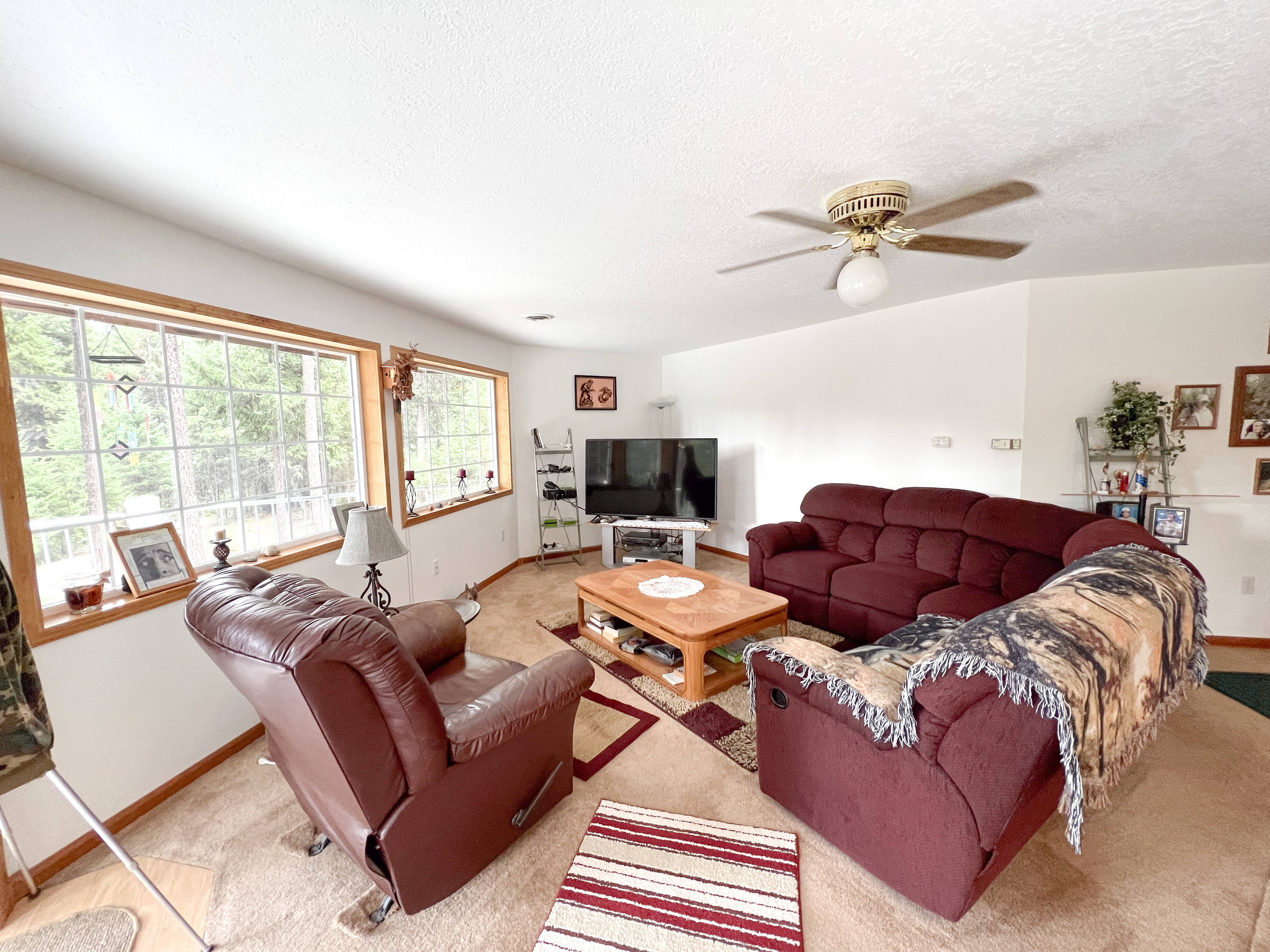 Republic, Washington, 99166, United States, 3 Bedrooms Bedrooms, ,3 BathroomsBathrooms,Residential,For Sale,1976903