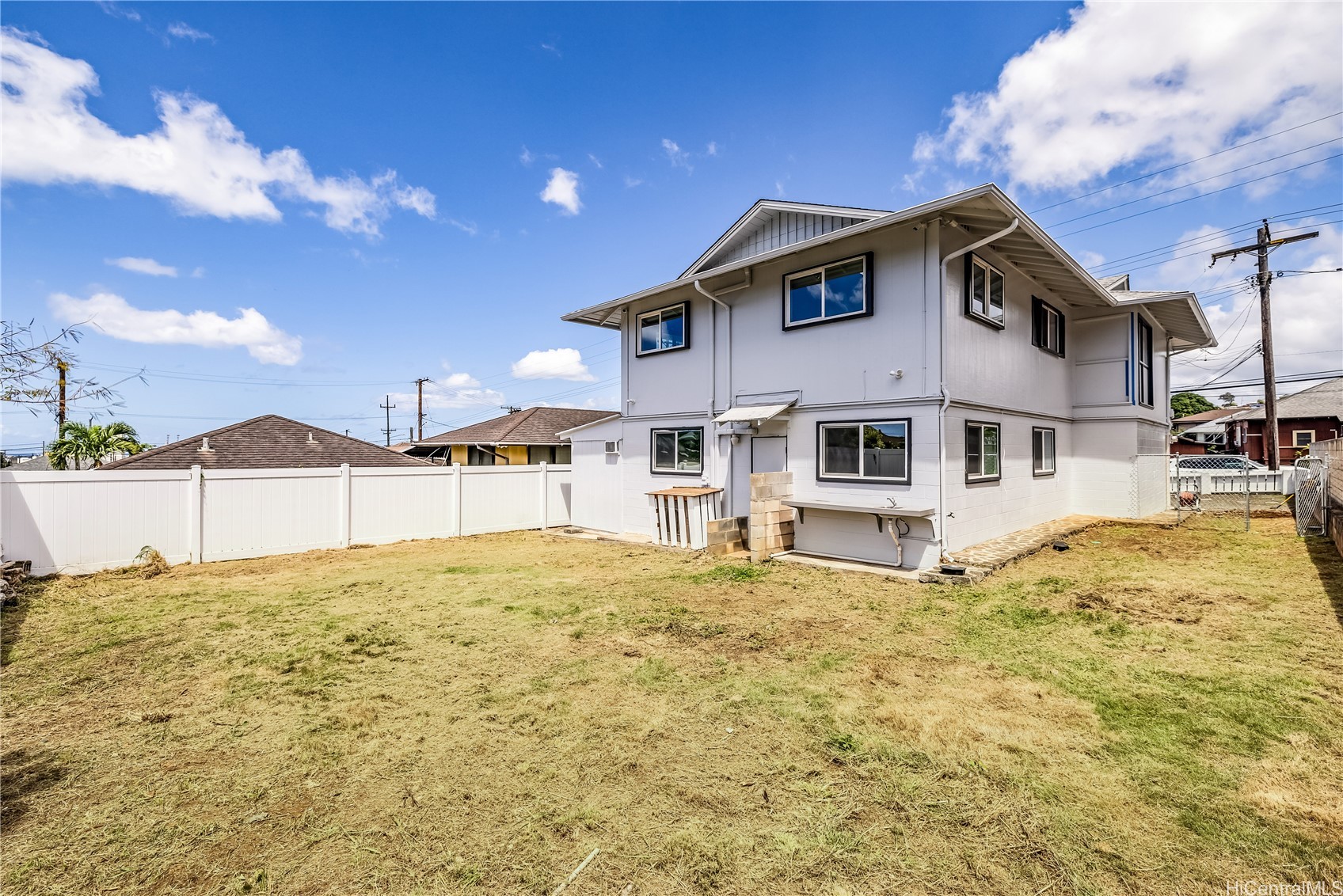 Honolulu, Hawaii, 96817, United States, 5 Bedrooms Bedrooms, ,2 BathroomsBathrooms,Residential,For Sale,1826536