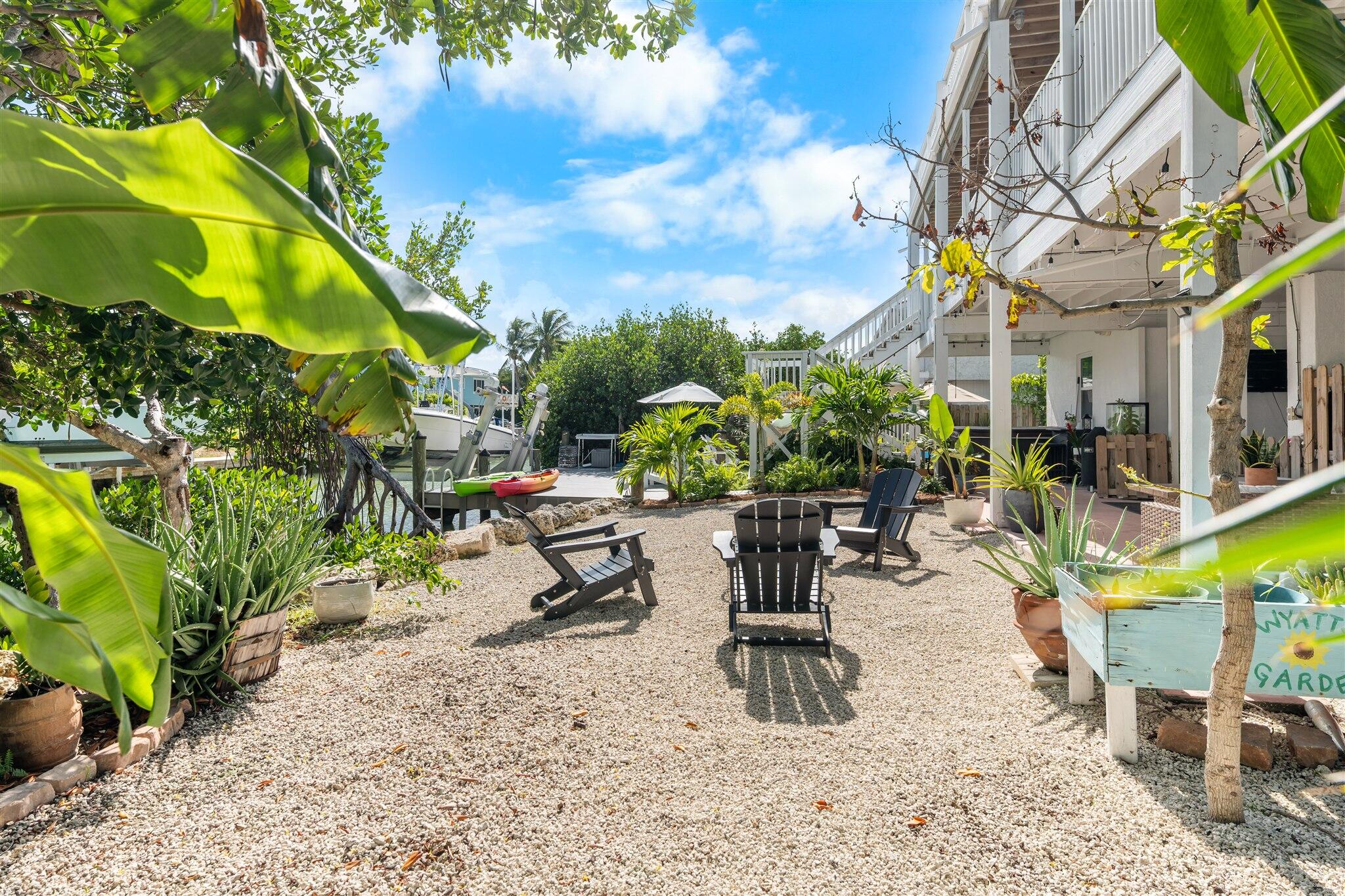 MARATHON, Florida, 33050, United States, 2 Bedrooms Bedrooms, ,2 BathroomsBathrooms,Residential,For Sale,2000916