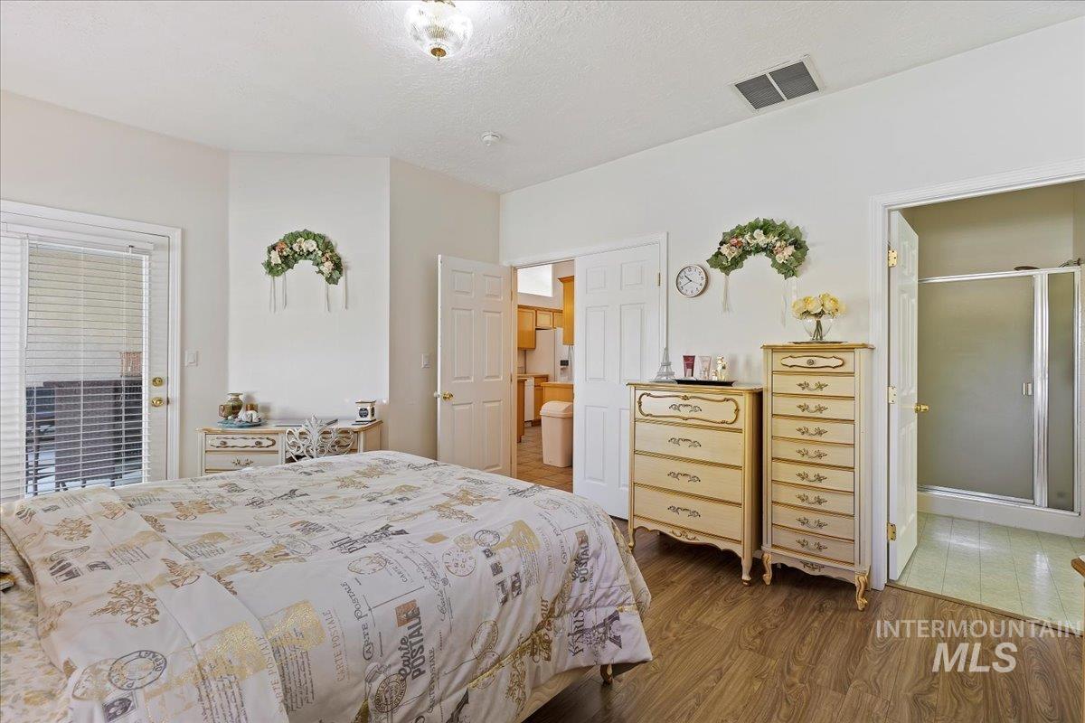 Nampa, Idaho, 83686-8635, United States, 4 Bedrooms Bedrooms, ,4 BathroomsBathrooms,Residential,For Sale,1907739
