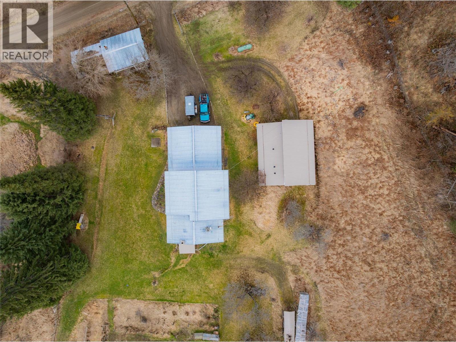 APPLEDALE, British Columbia, V0G 2J0, CA, 5 Bedrooms Bedrooms, ,2 BathroomsBathrooms,Residential,For Sale,1946998