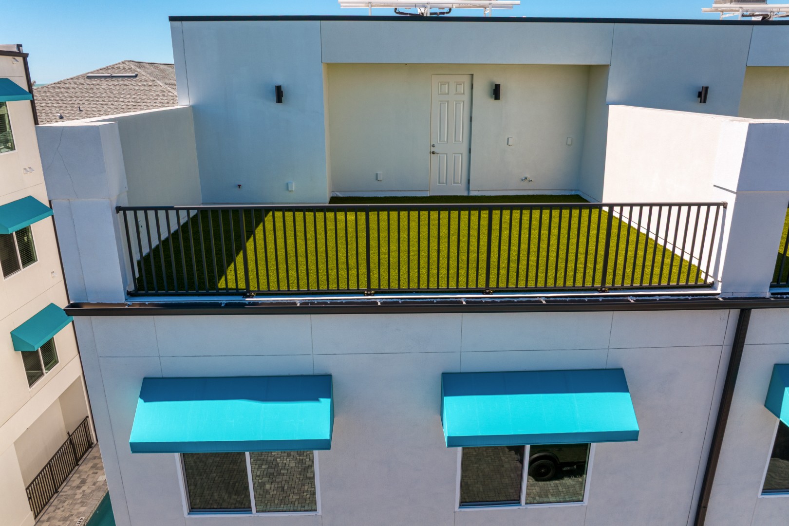 Madeira Beach, Florida, 33708, United States, 5 Bedrooms Bedrooms, ,4 BathroomsBathrooms,Residential,For Sale,1810583