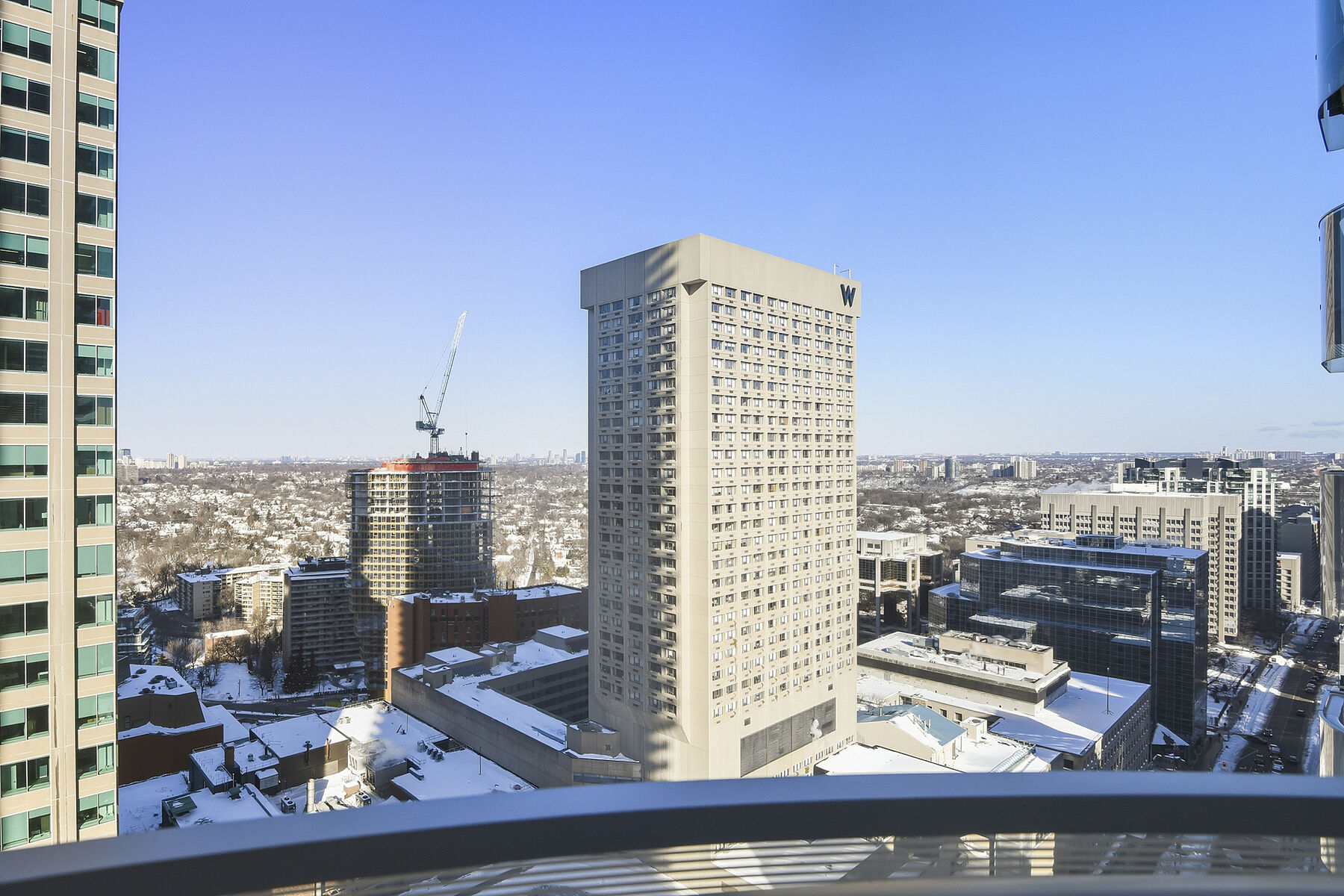  One Bloor - 物件實景