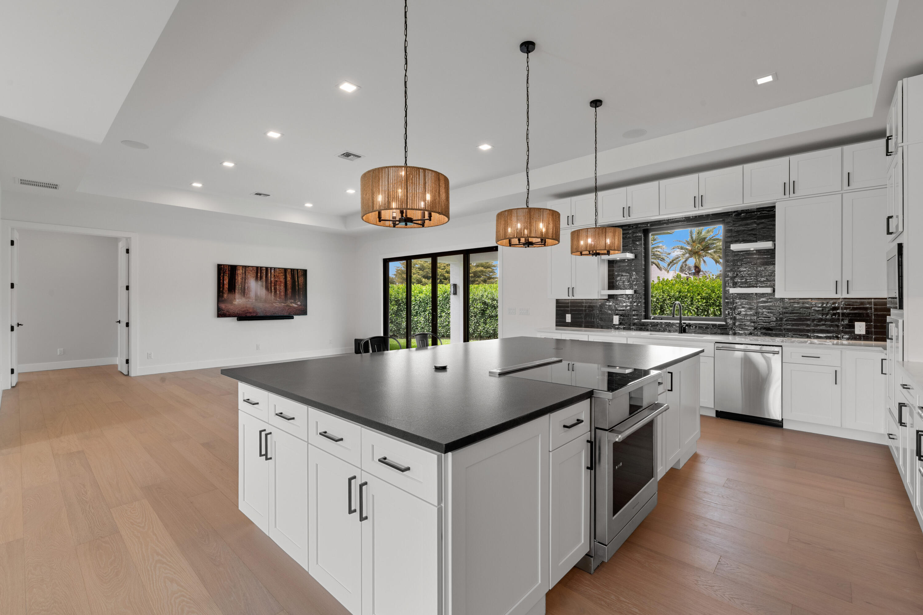  3585 Aiken Court - 物件實景