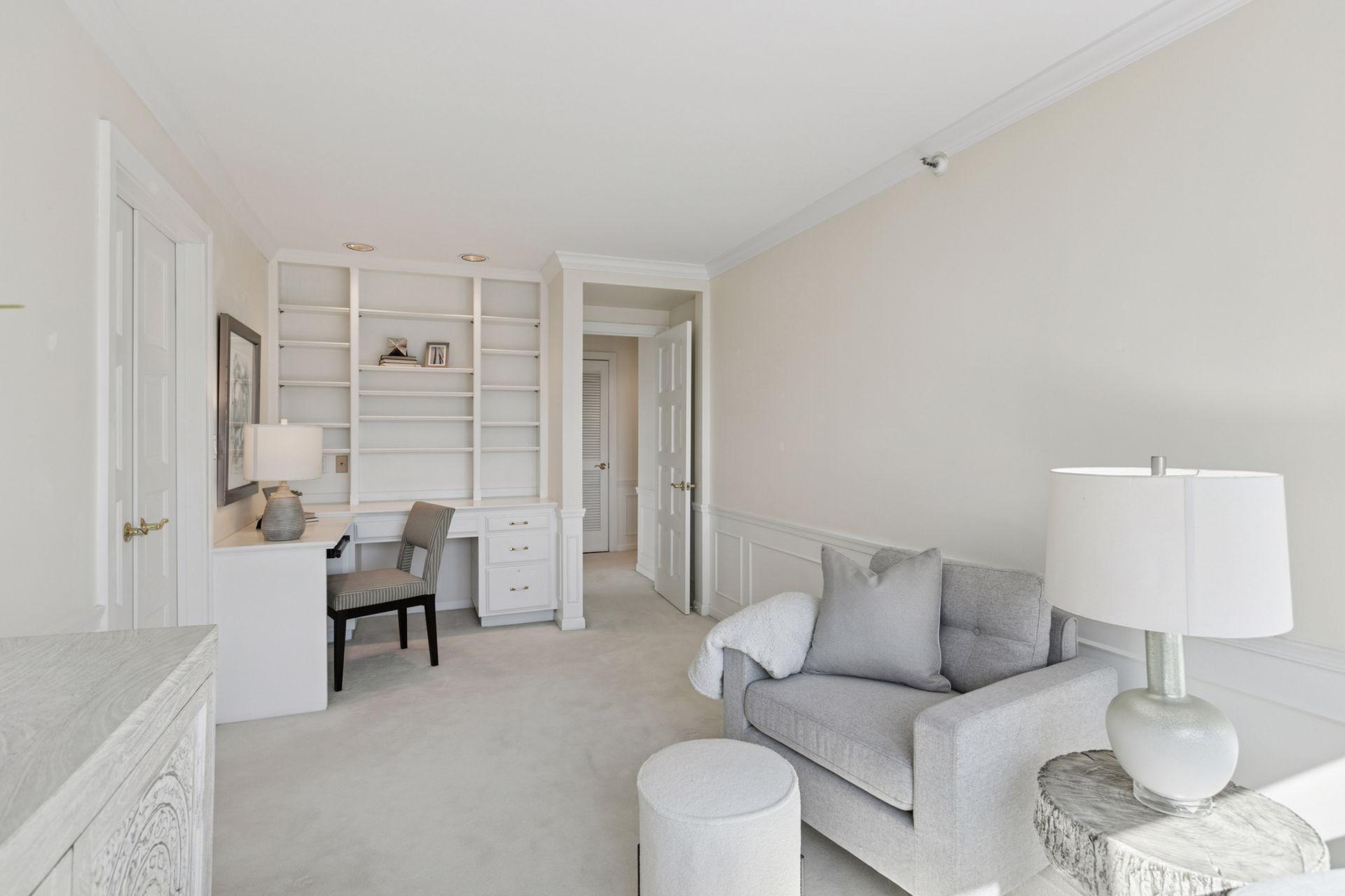 Minneapolis, Minnesota, 55403, United States, 2 Bedrooms Bedrooms, ,1 BathroomBathrooms,Residential,For Sale,1829145